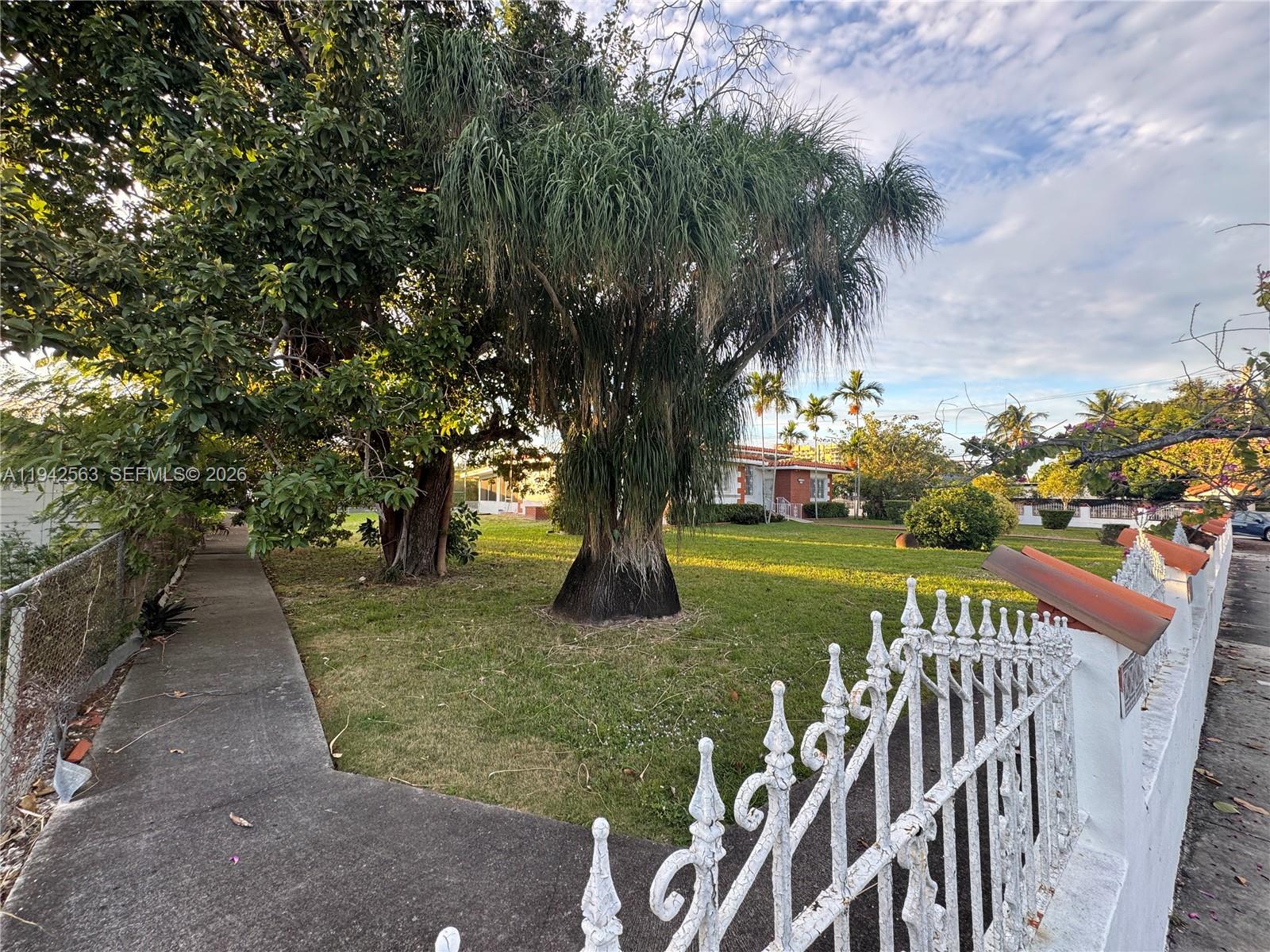   /   sq. ft. $ 2026-01-09 0 foto