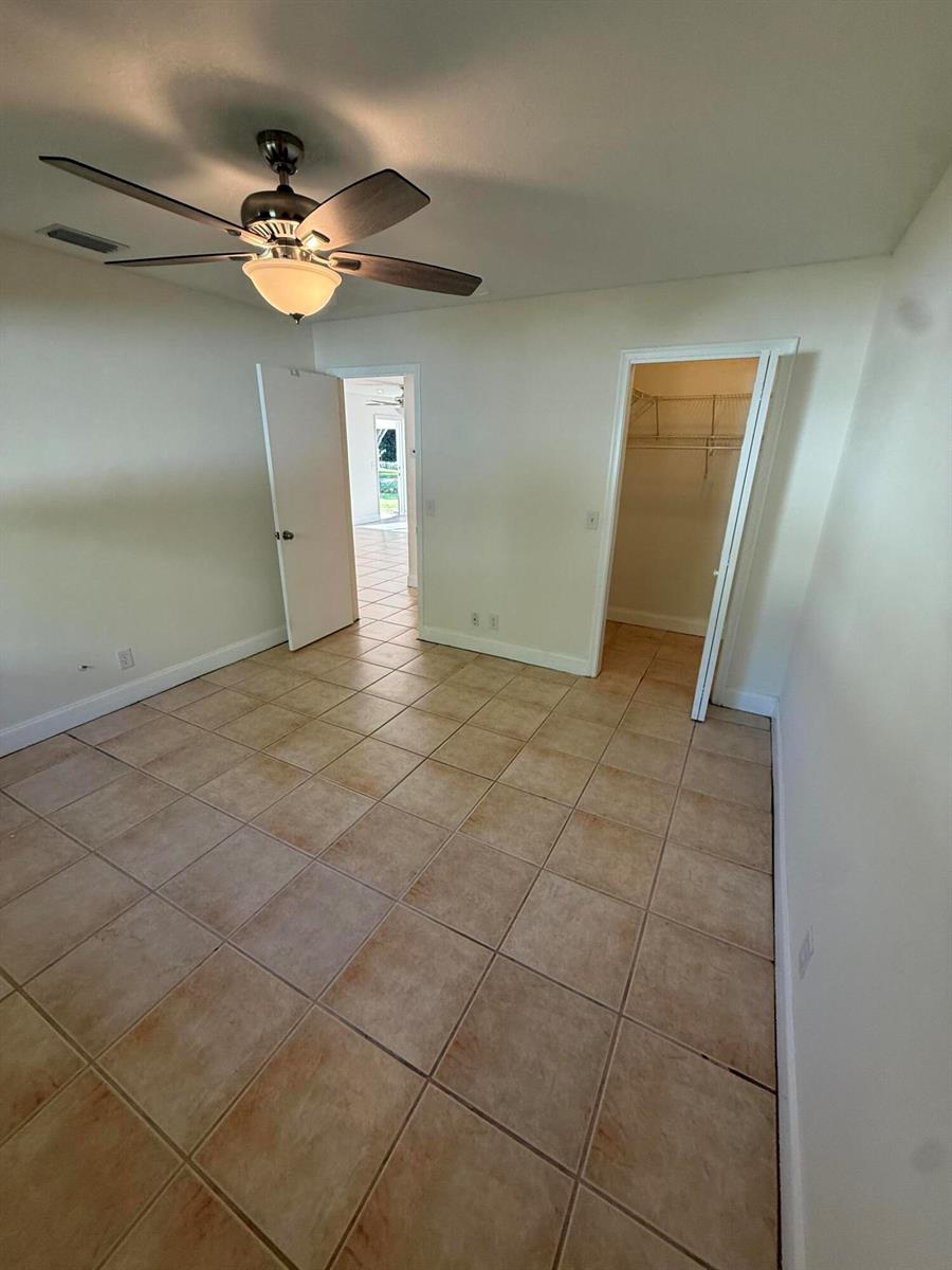   / 3 2580 sq. ft. $ 2026-06-03 0 foto