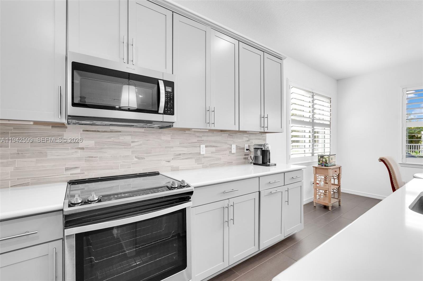 1612 3 / 3 2220 кв.футов $ 2026-01-09 0 Фото