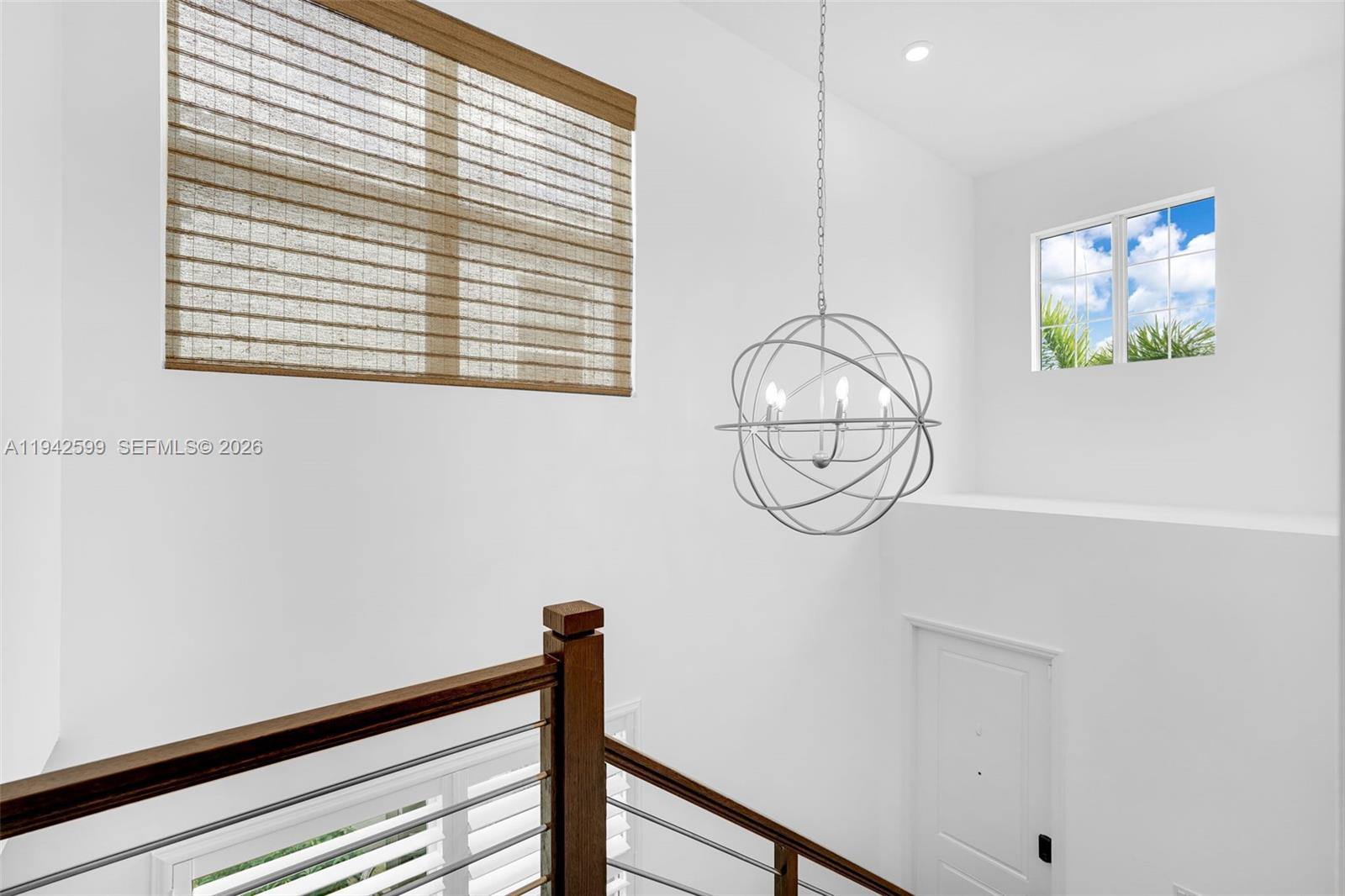 1612 3 / 3 2220 кв.футов $ 2026-01-09 0 Фото