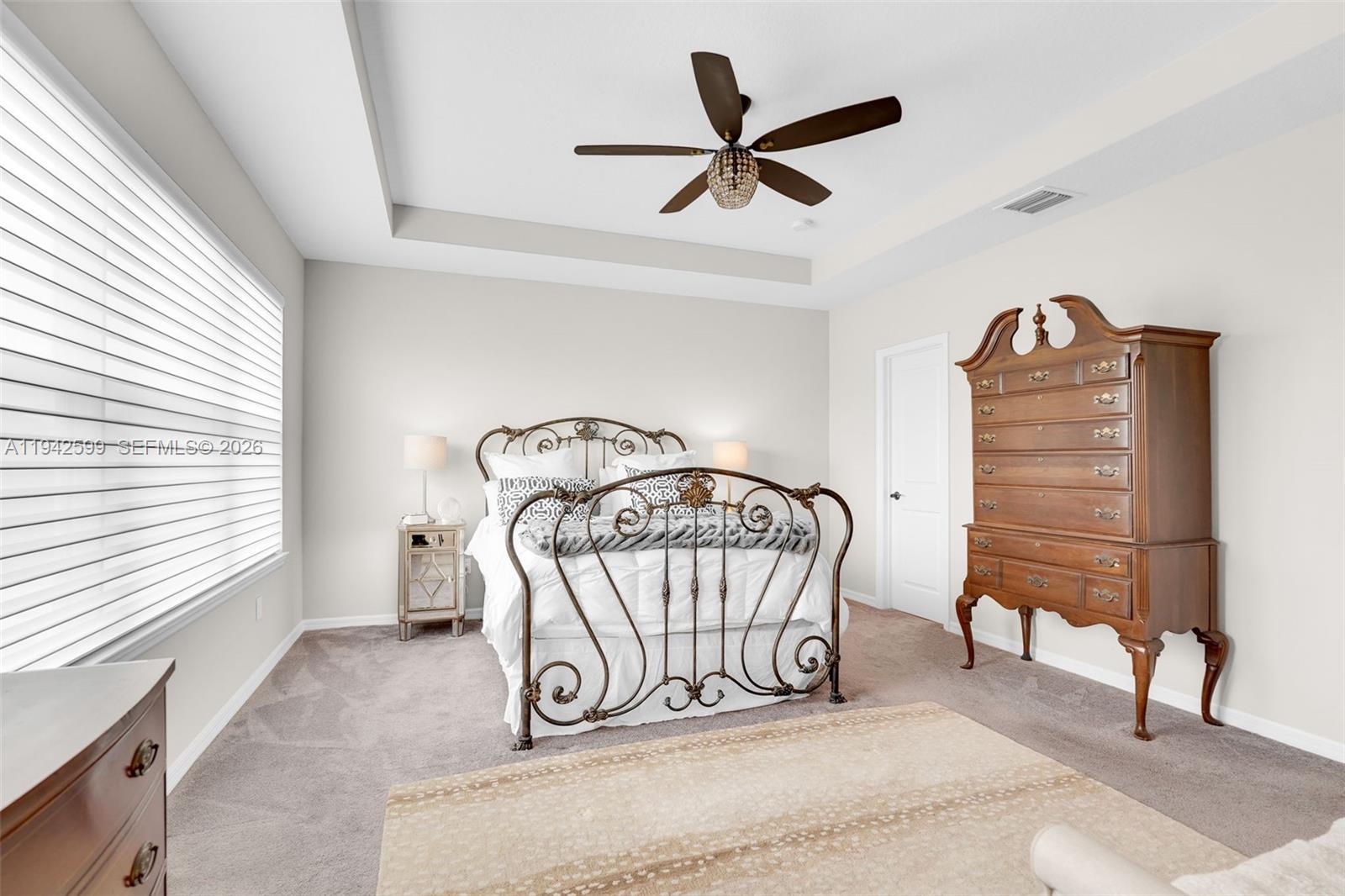 1612 3 / 3 2220 кв.футов $ 2026-01-09 0 Фото