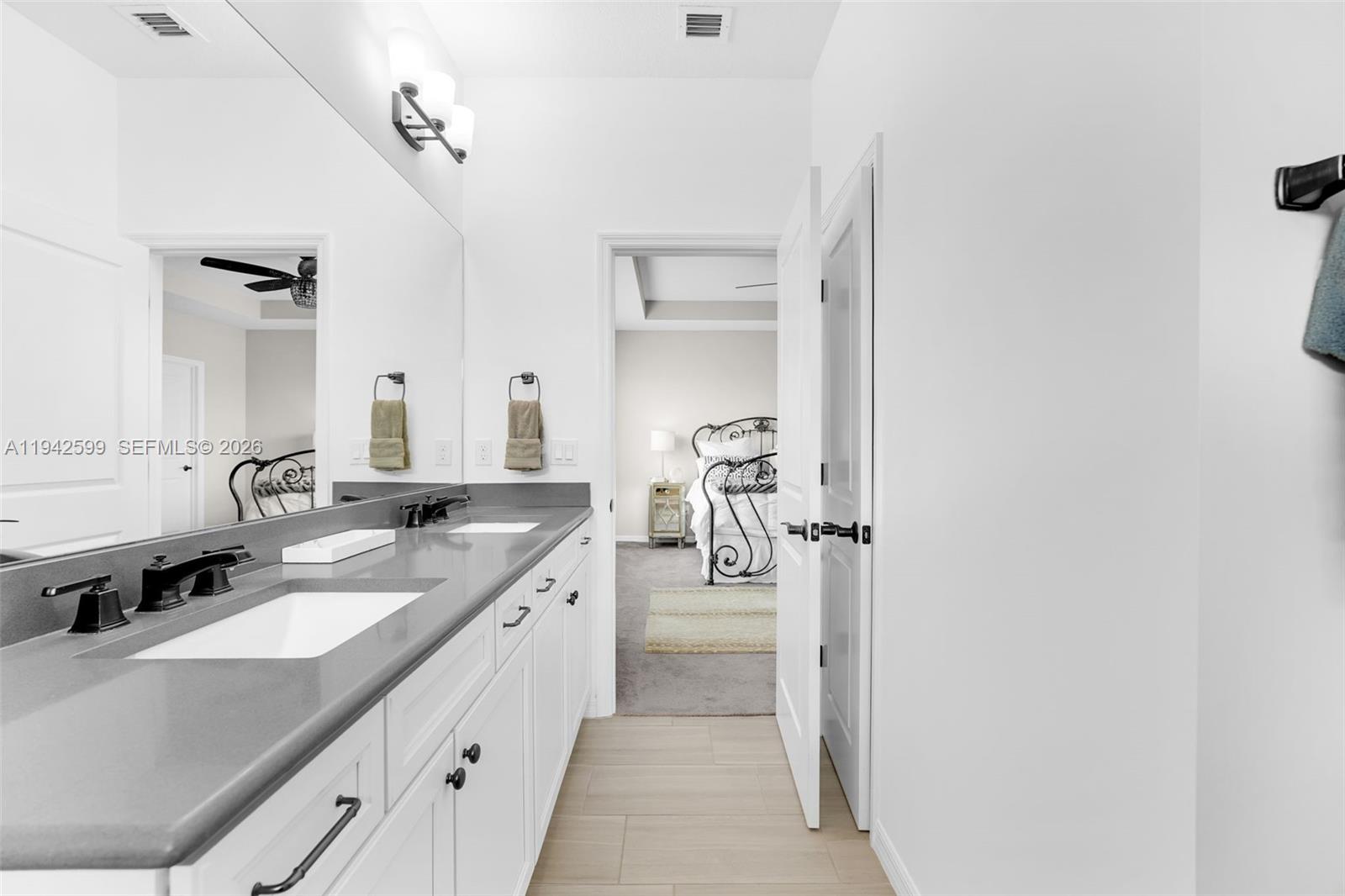 1612 3 / 3 2220 кв.футов $ 2026-01-09 0 Фото