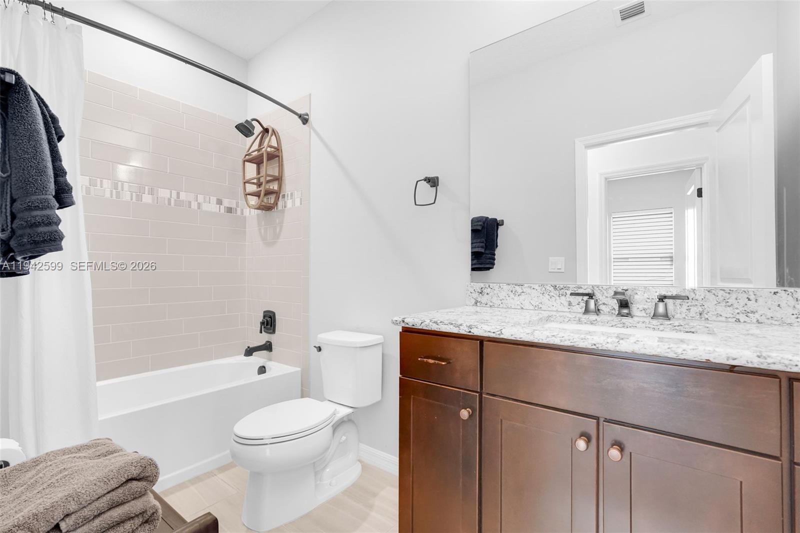 1612 3 / 3 2220 кв.футов $ 2026-01-09 0 Фото