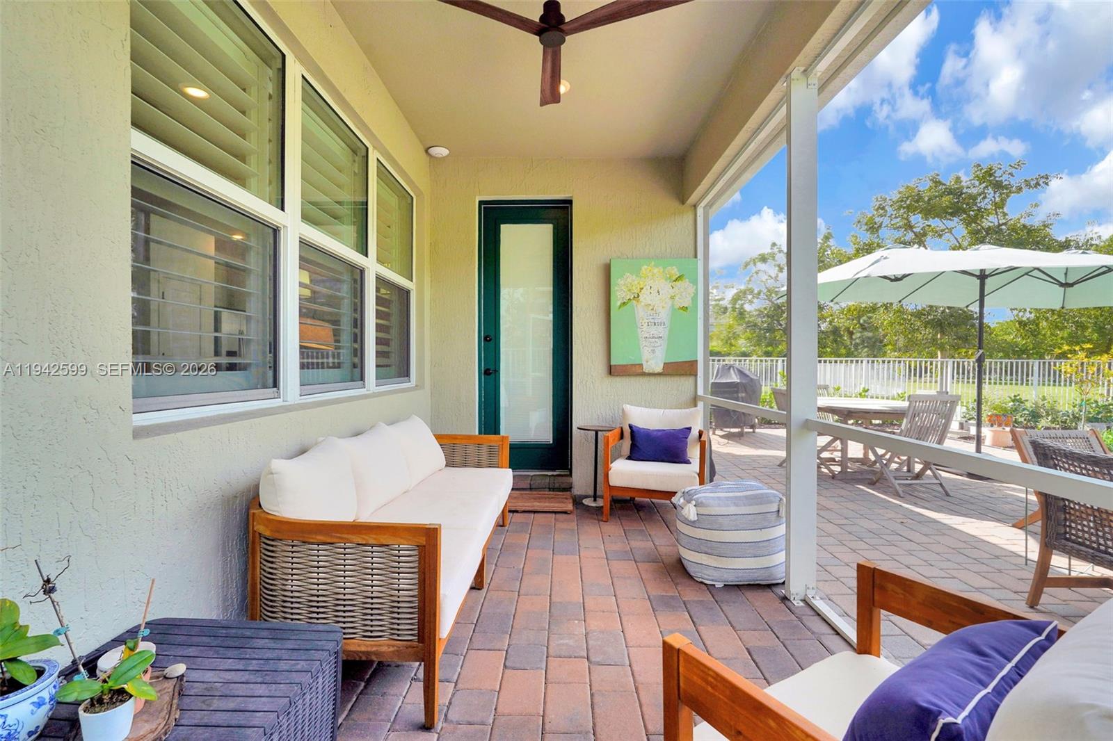 1612 3 / 3 2220 кв.футов $ 2026-01-09 0 Фото