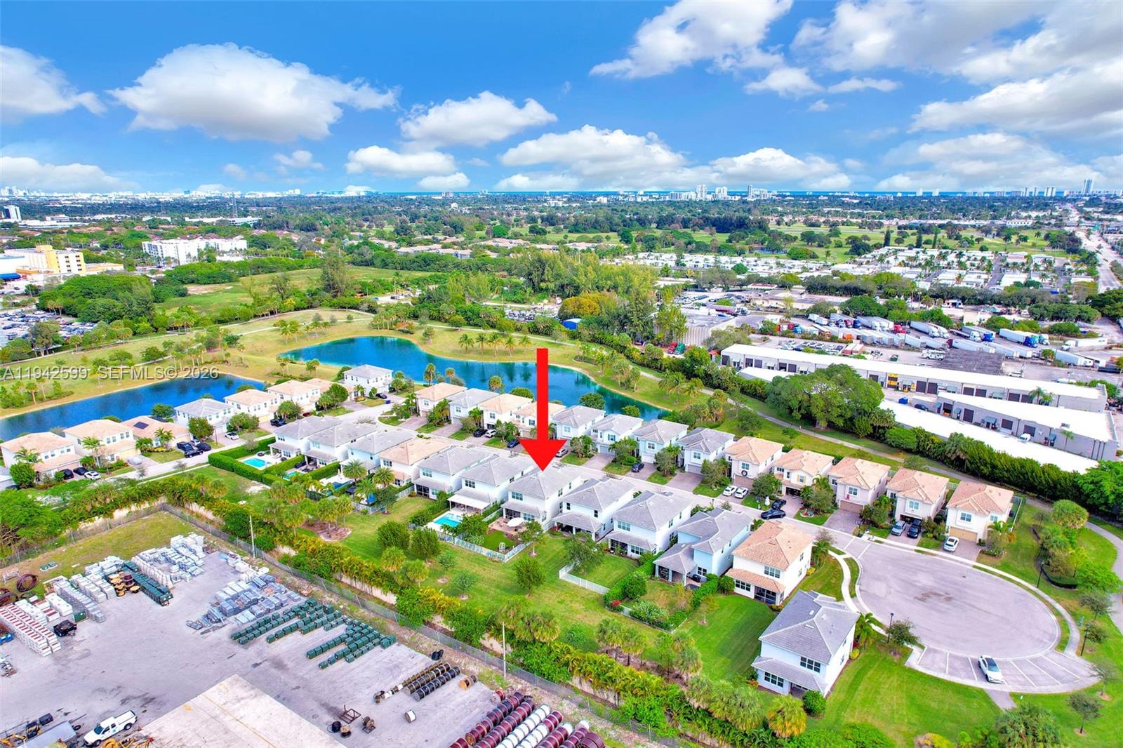 1612 3 / 3 2220 кв.футов $ 2026-01-09 0 Фото