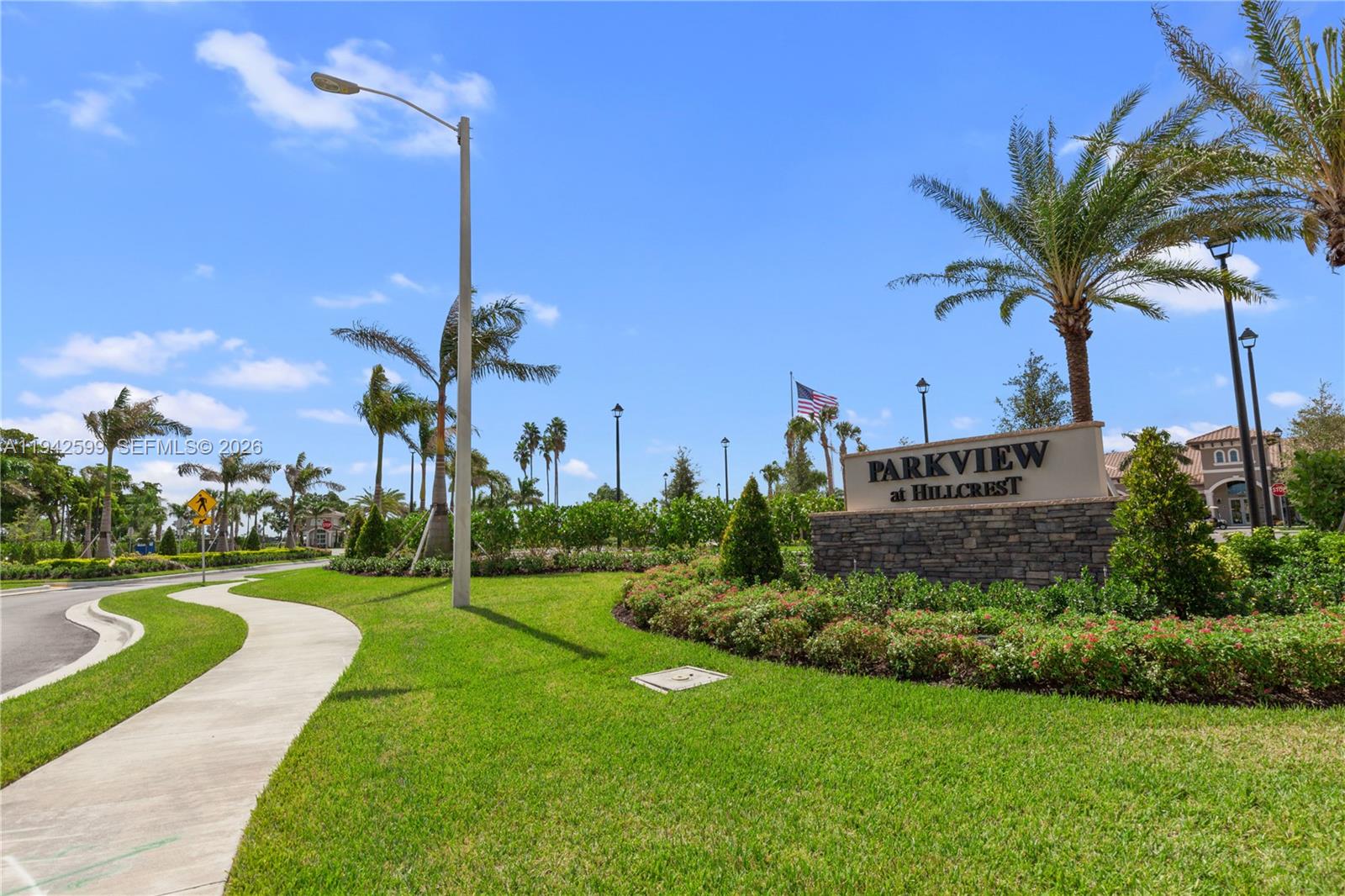 1612 3 / 3 2220 кв.футов $ 2026-01-09 0 Фото