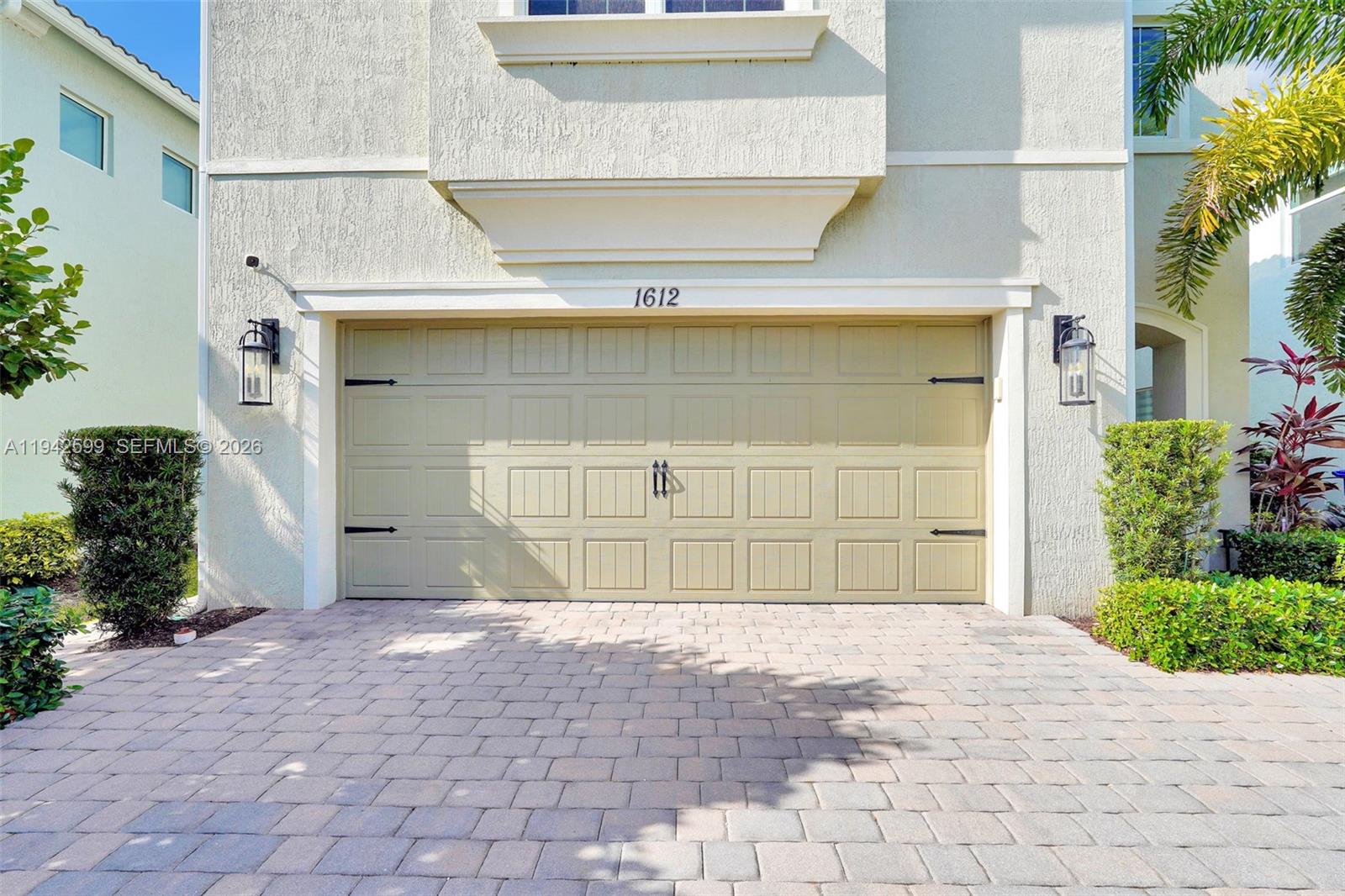 1612 3 / 3 2220 кв.футов $ 2026-01-09 0 Фото