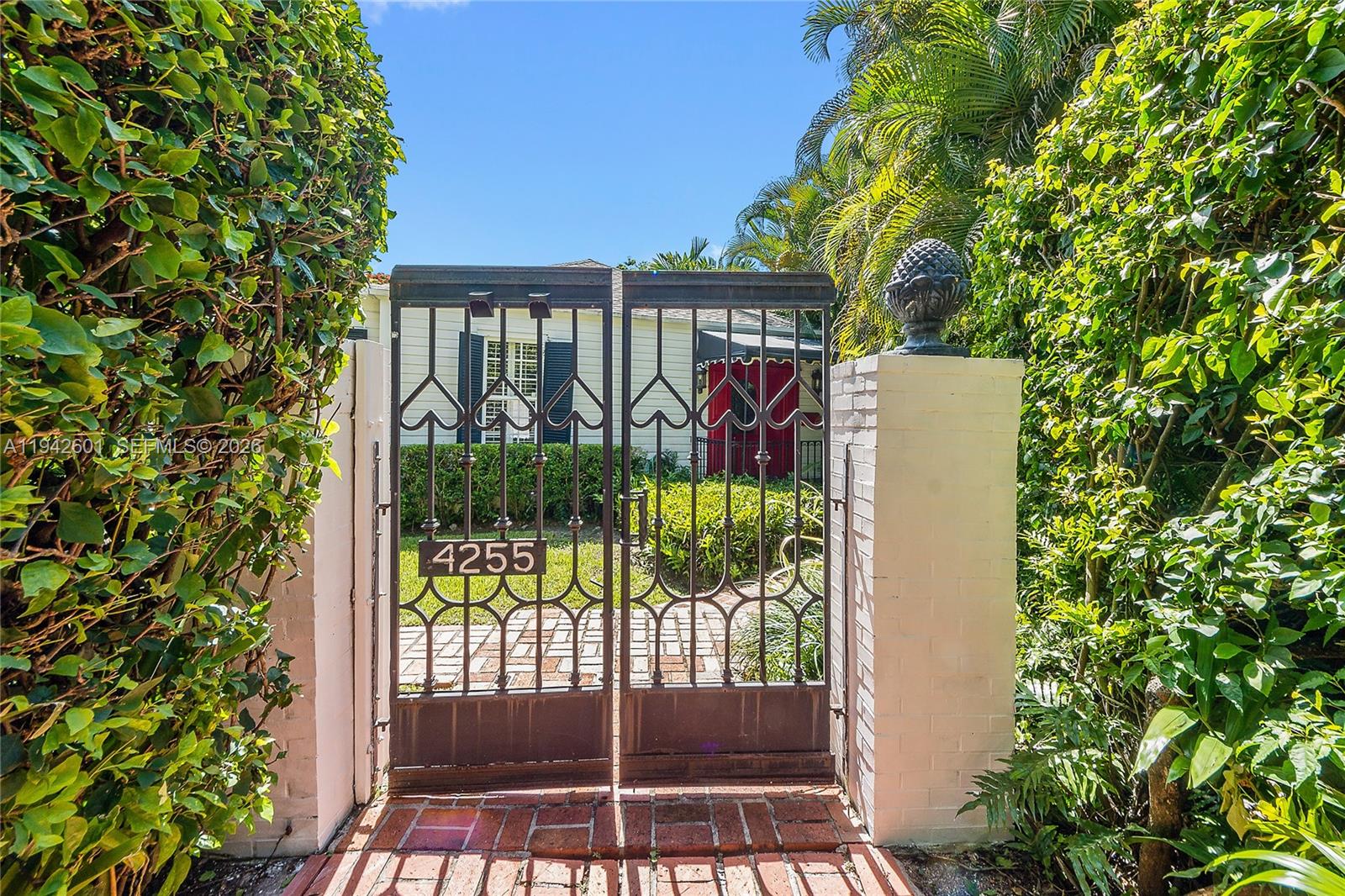 See details / sq. ft. $ 2026-01-09 0 Photo