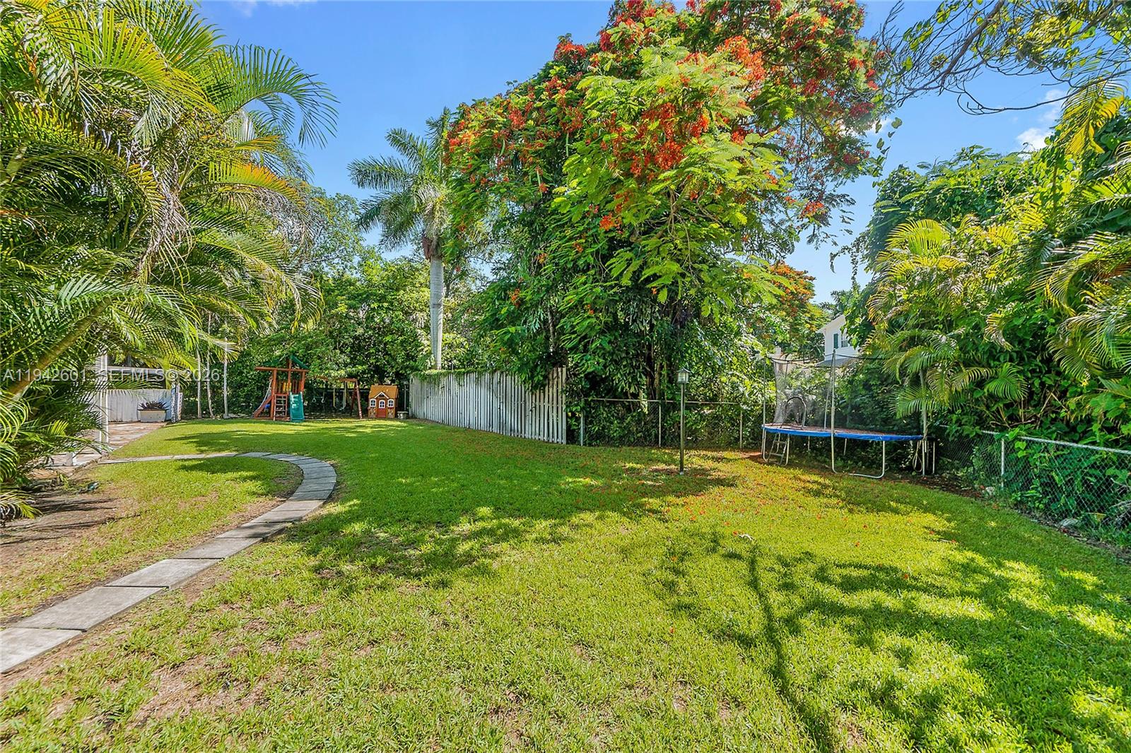 See details / sq. ft. $ 2026-01-09 0 Photo