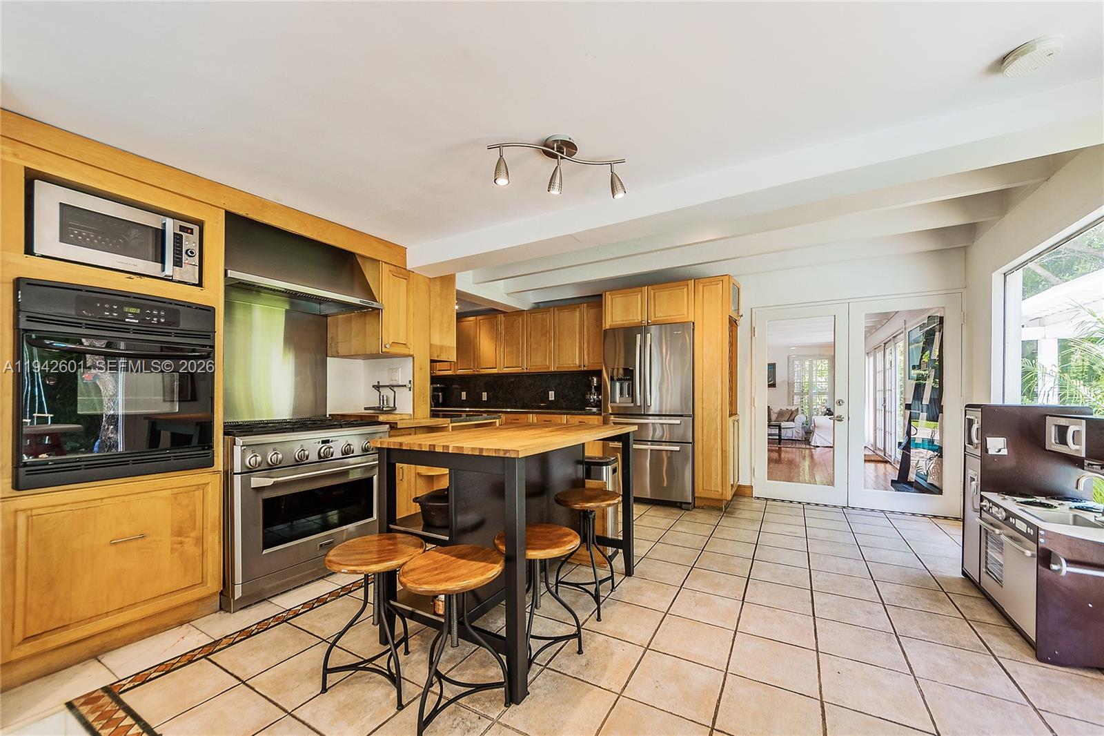 See details / sq. ft. $ 2026-01-09 0 Photo