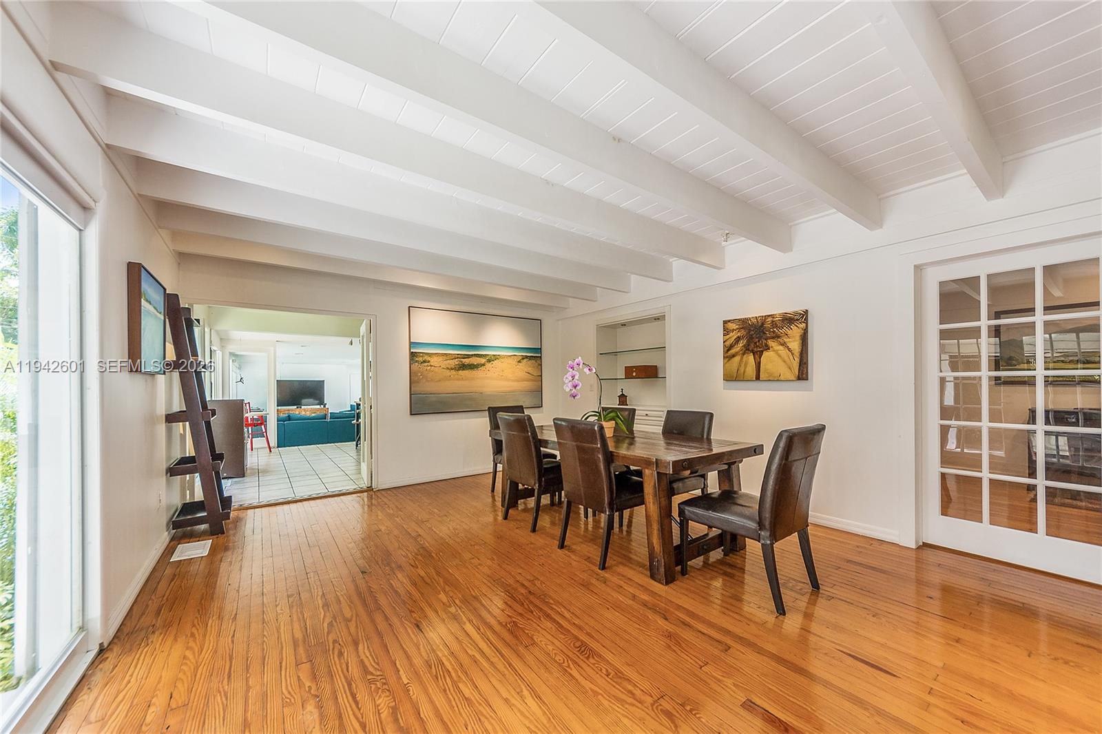 See details / sq. ft. $ 2026-01-09 0 Photo