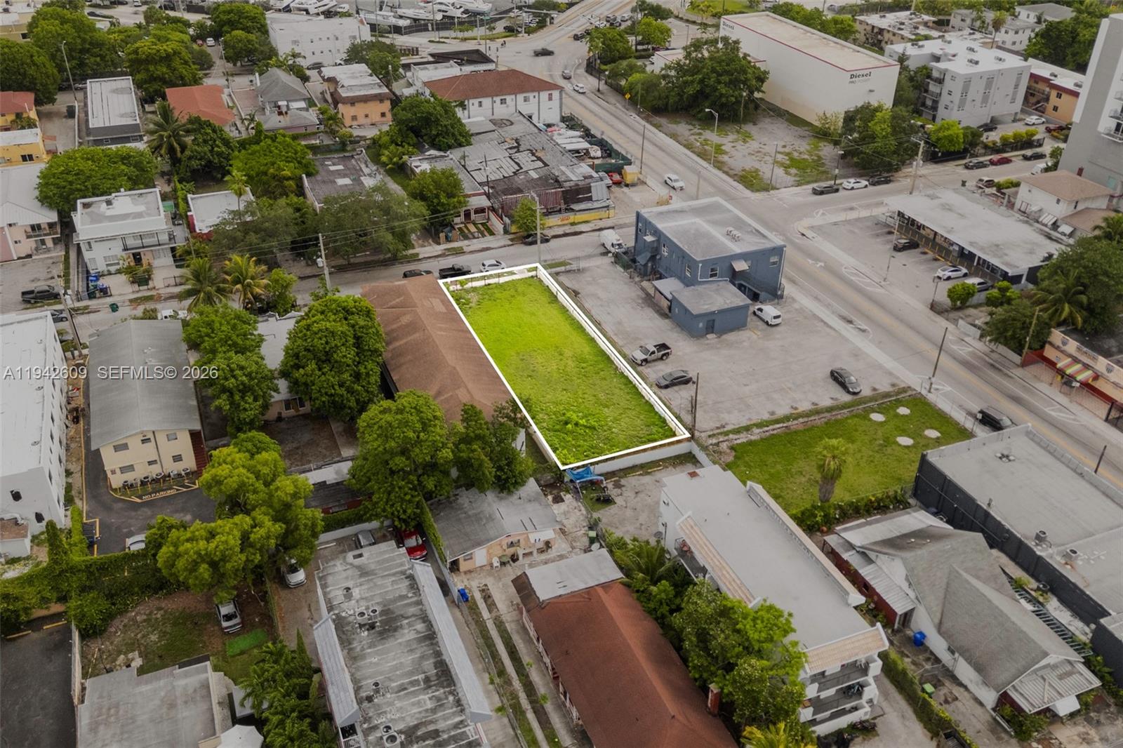   /   кв.футов $ 2026-01-09 0 Фото