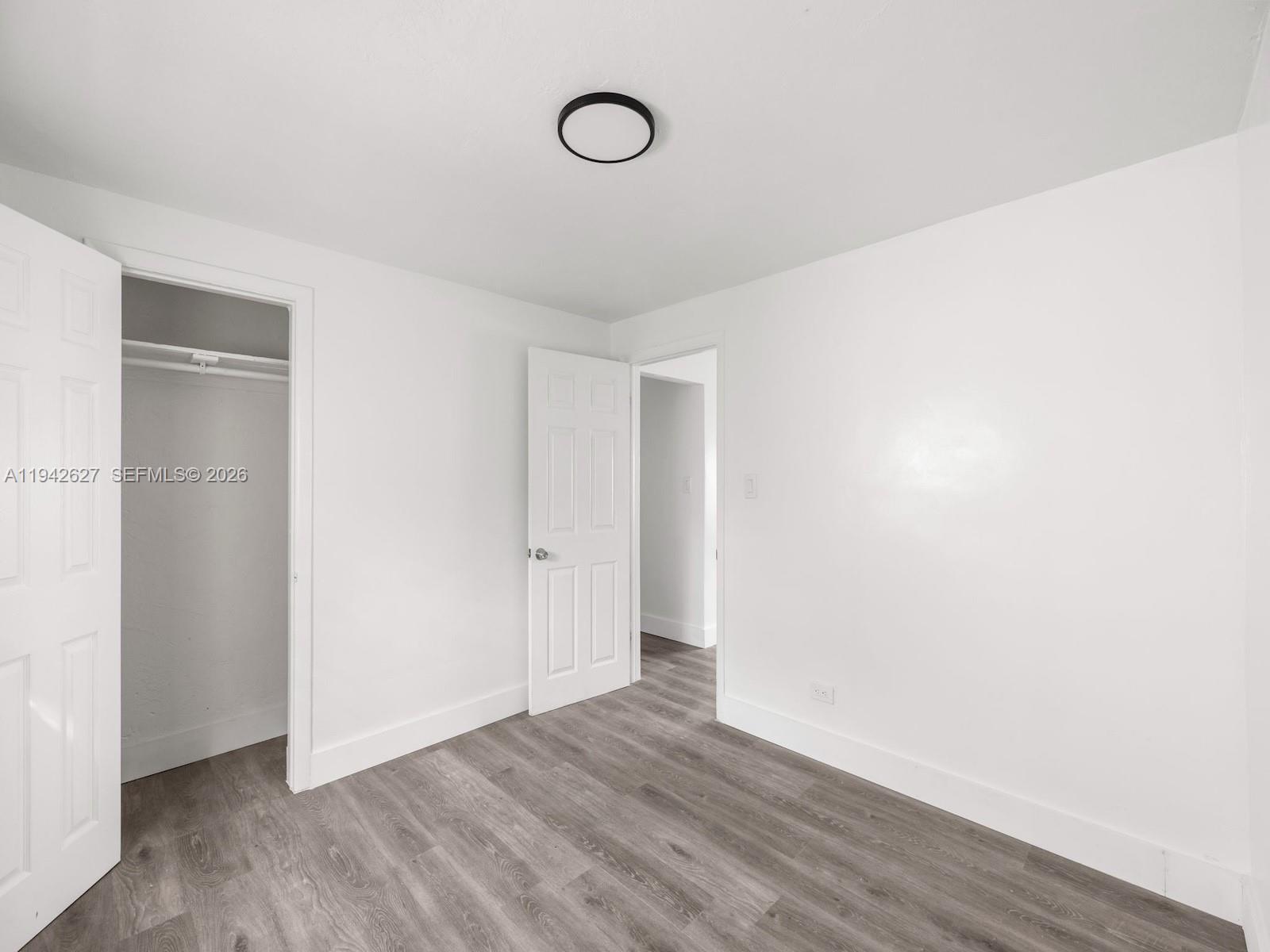   /  2280 кв.футов $ 2026-01-09 0 Фото