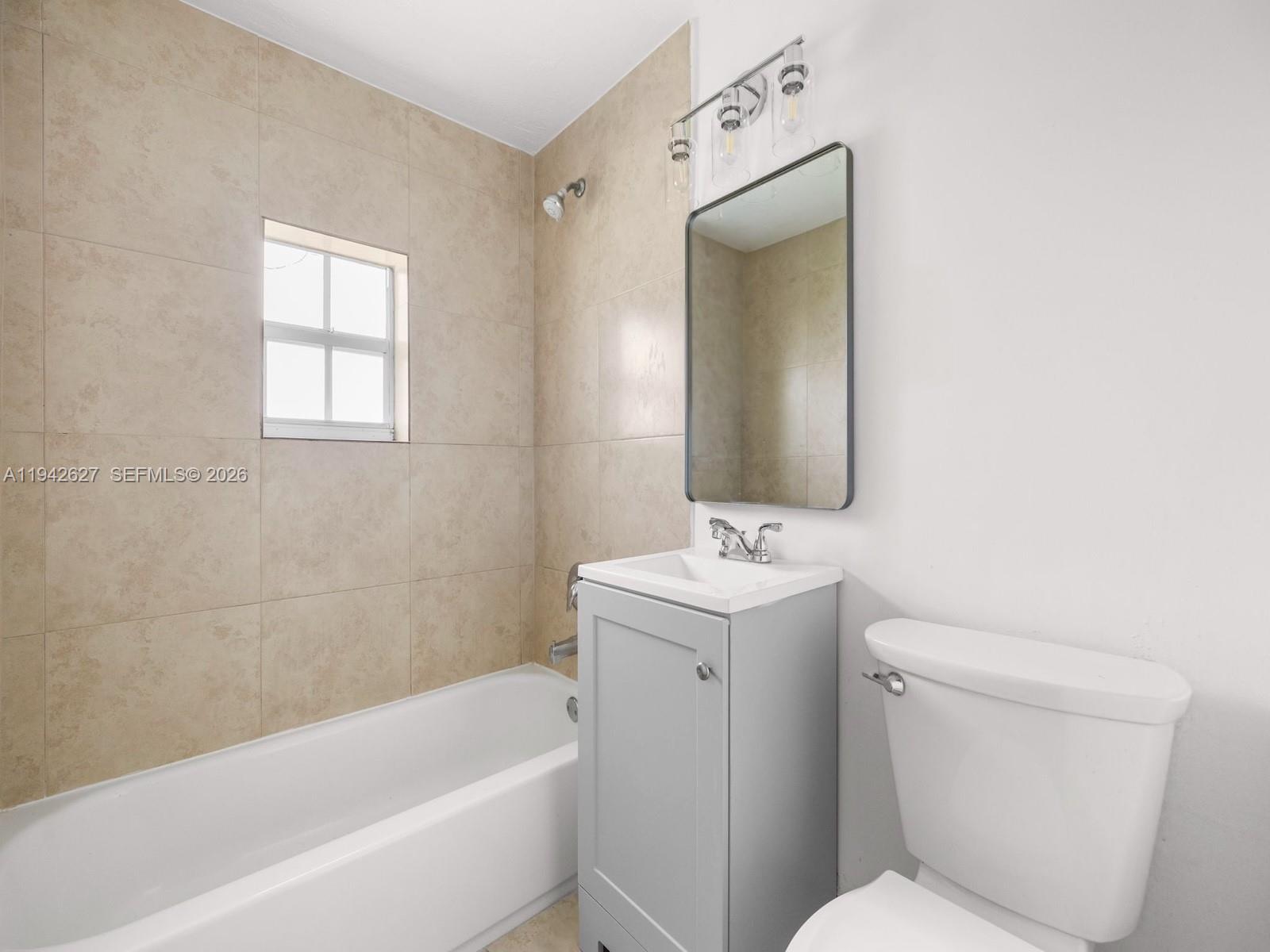   /  2280 кв.футов $ 2026-01-09 0 Фото