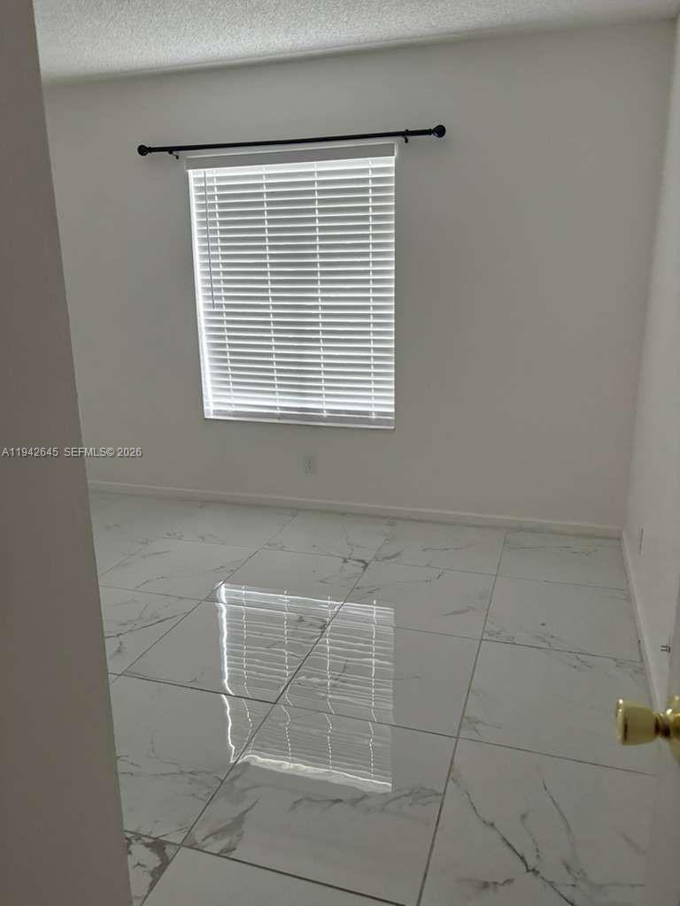 C1 2 / 2 1005 sq. ft. $ 2026-01-09 0 Photo