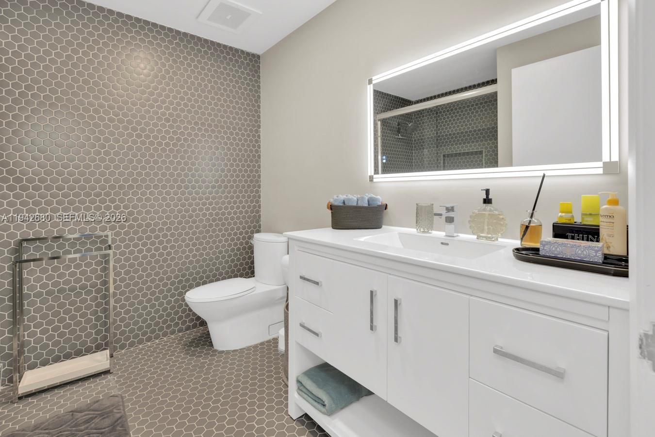 Photo of 3029 188 ST #711, Aventura, Florida, 33180 -