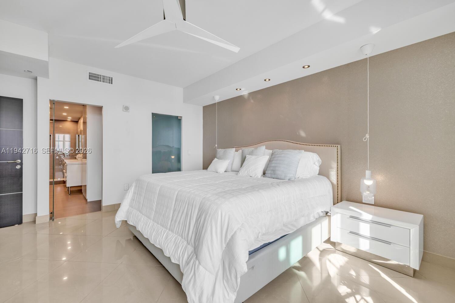 Photo of 3340 190th St  #1408, Aventura, Florida, 33180 - 