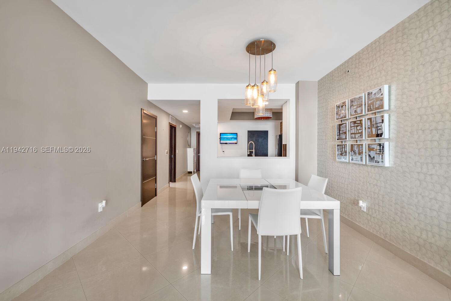 Photo of 3340 190th St  #1408, Aventura, Florida, 33180 - 