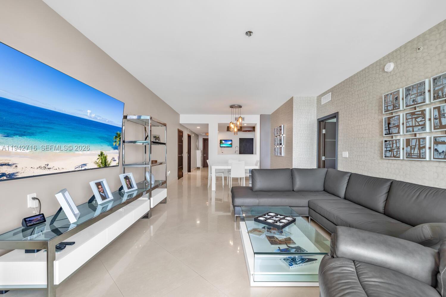 Photo of 3340 190th St  #1408, Aventura, Florida, 33180 - 