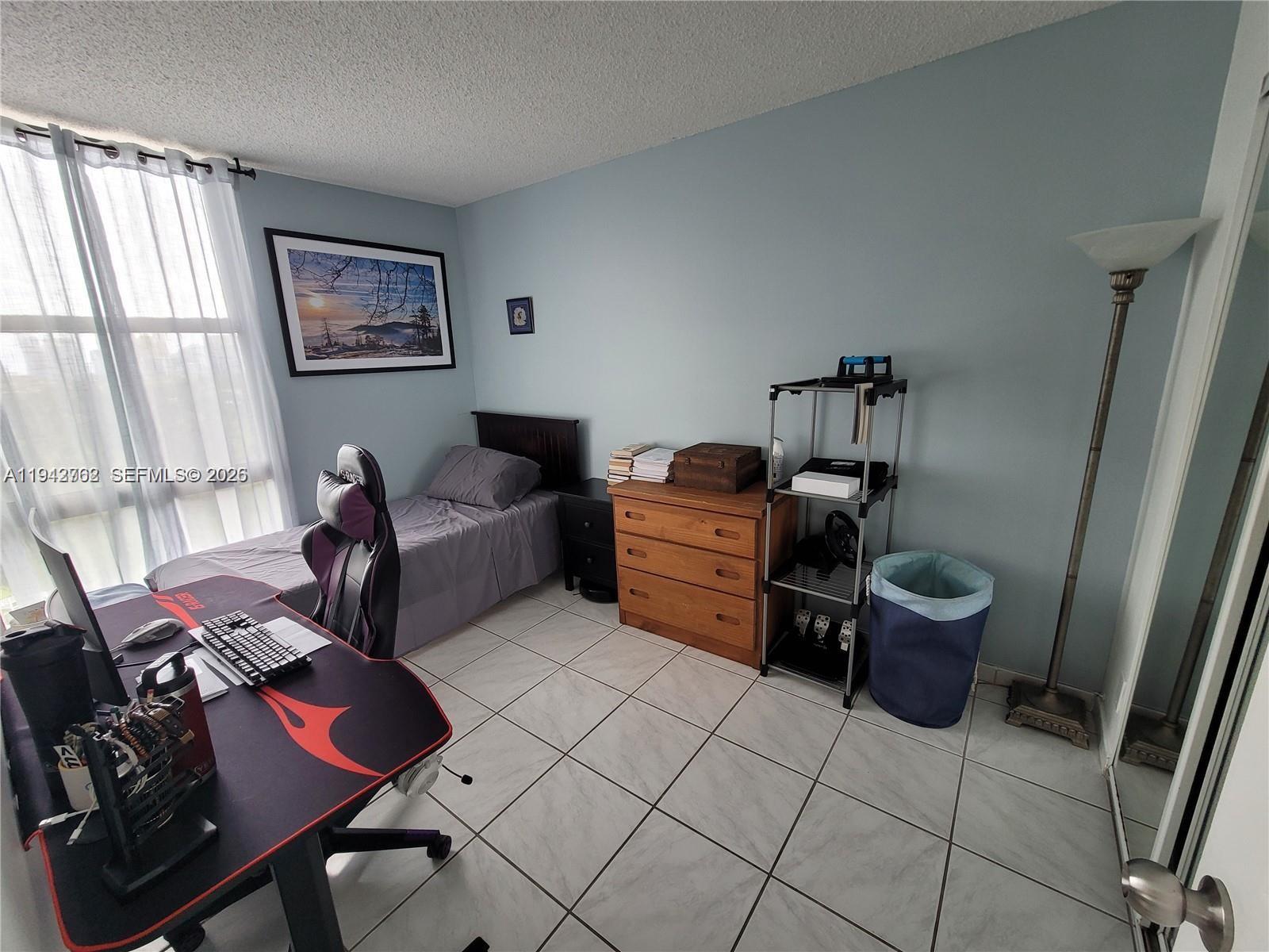 Photo of 20301 Country Club Dr  #1124, Aventura, Florida, 33180 - 