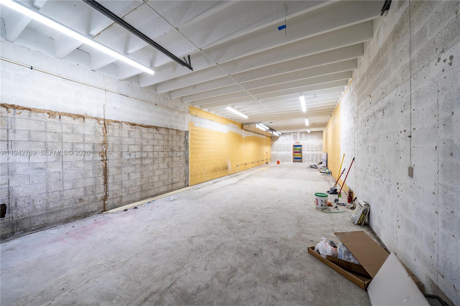   /   кв.футов $ 2026-01-09 0 Фото