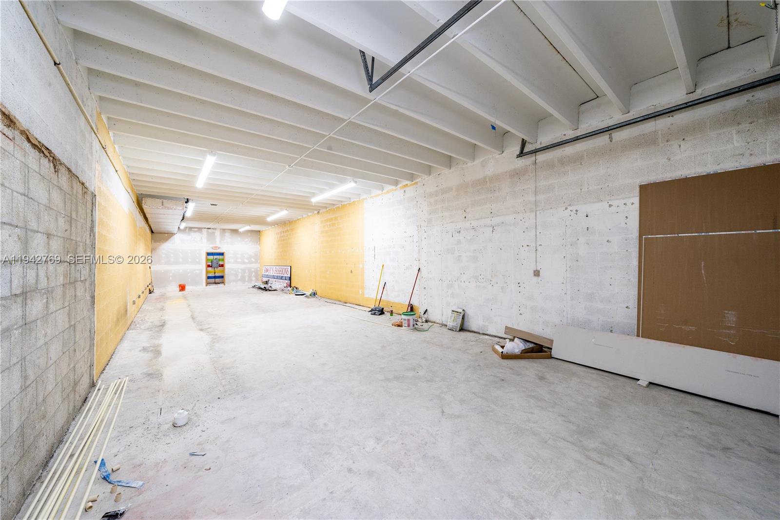   /   кв.футов $ 2026-01-09 0 Фото