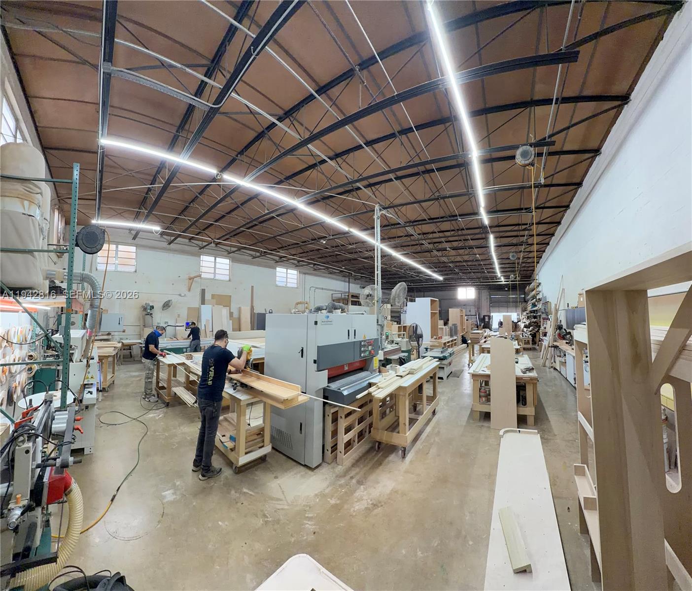 Подробнее 733 / кв.футов $ 2026-01-10 0 Фото