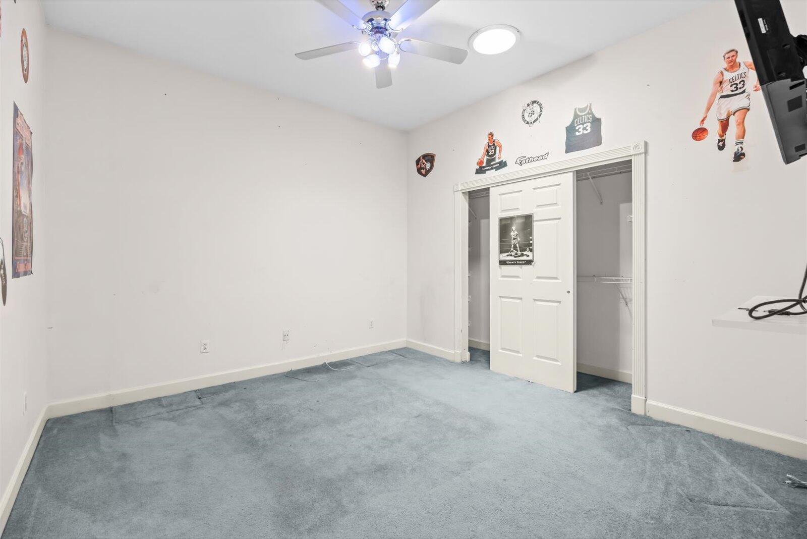 Ver detalles 156 5 / 4 4218 sq. ft. $ 2026-02-23 0 foto