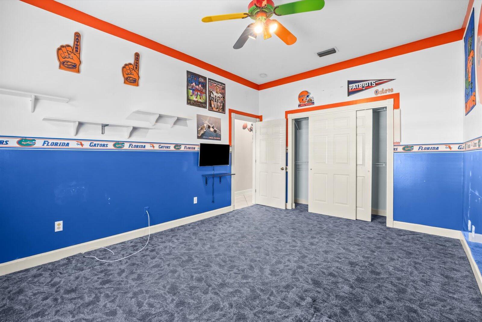 Ver detalles 156 5 / 4 4218 sq. ft. $ 2026-02-23 0 foto