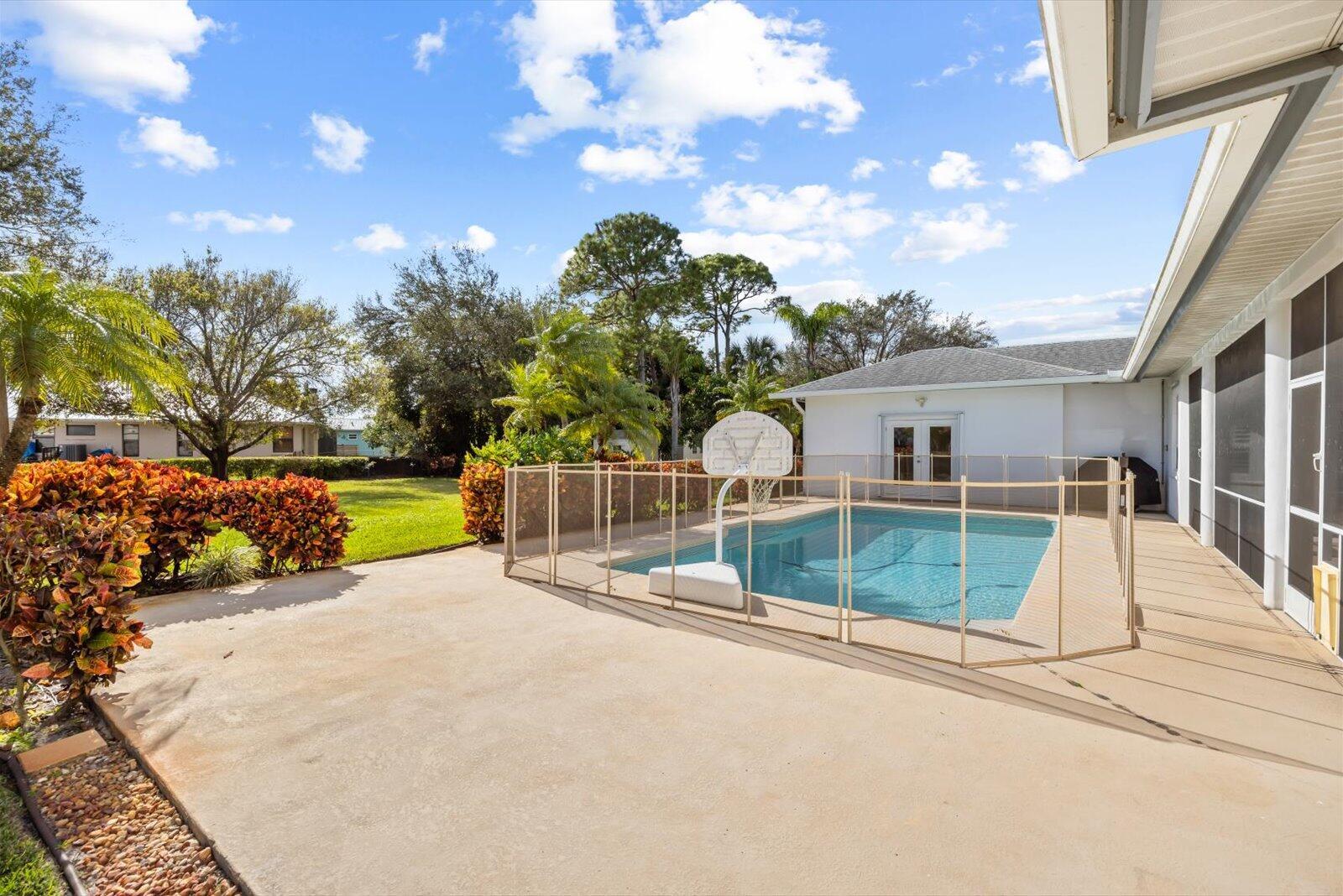 Ver detalles 156 5 / 4 4218 sq. ft. $ 2026-02-23 0 foto