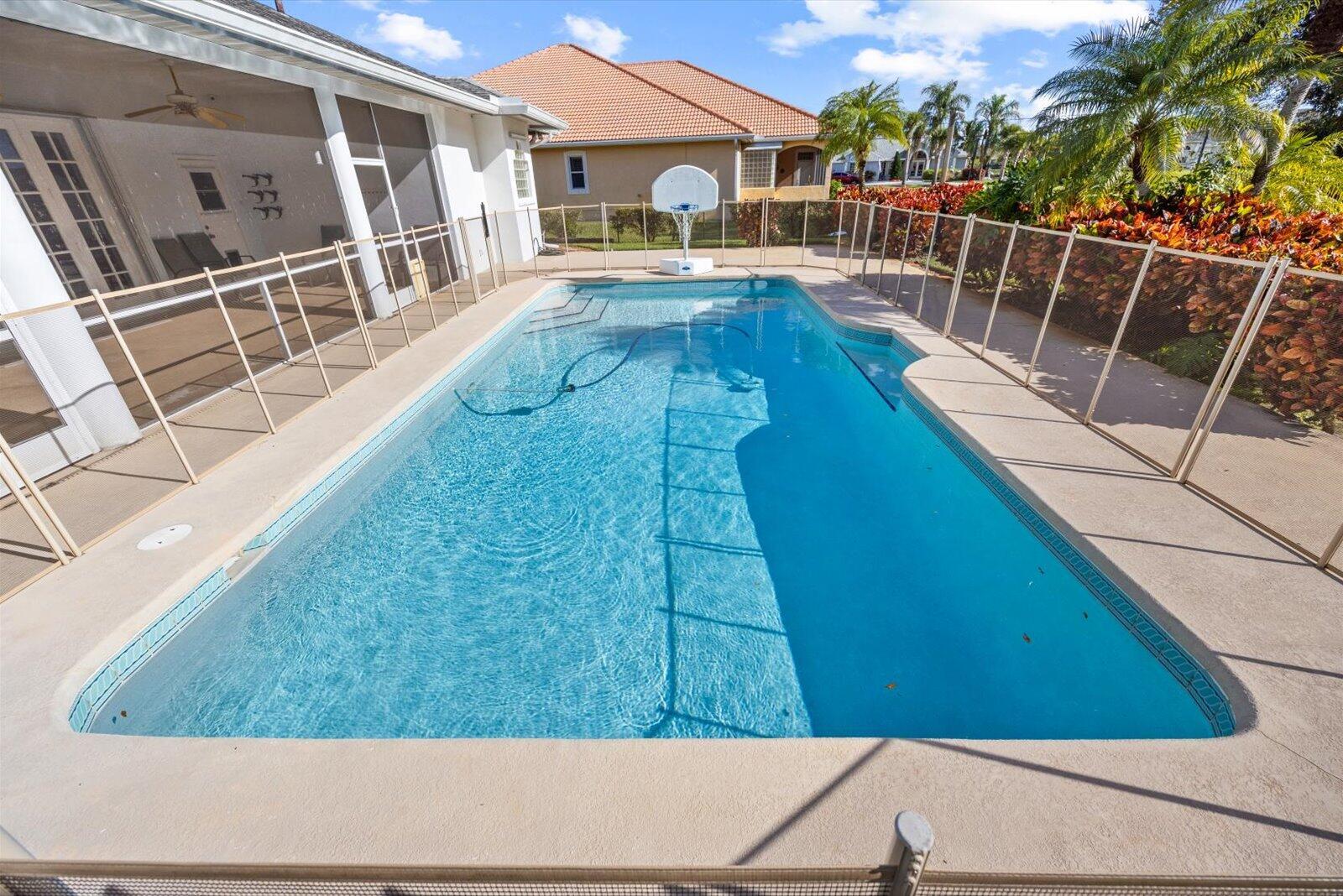 Ver detalles 156 5 / 4 4218 sq. ft. $ 2026-02-23 0 foto