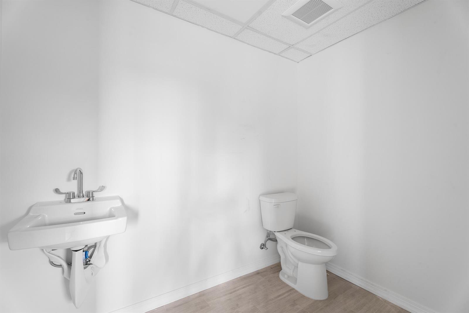 Ver detalles / 2 sq. ft. $ 2026-05-15 0 foto