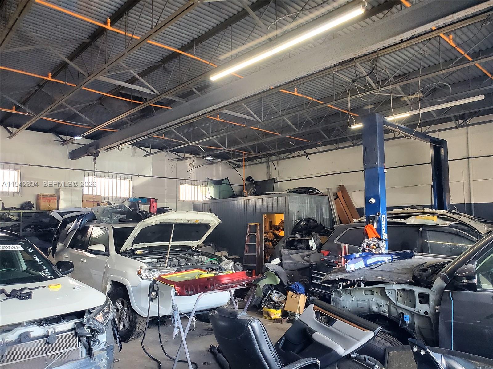   /   sq. ft. $ 2026-01-10 0 Photo