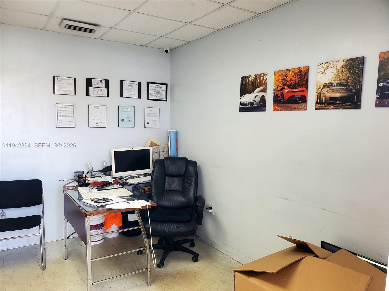   /   sq. ft. $ 2026-01-10 0 foto