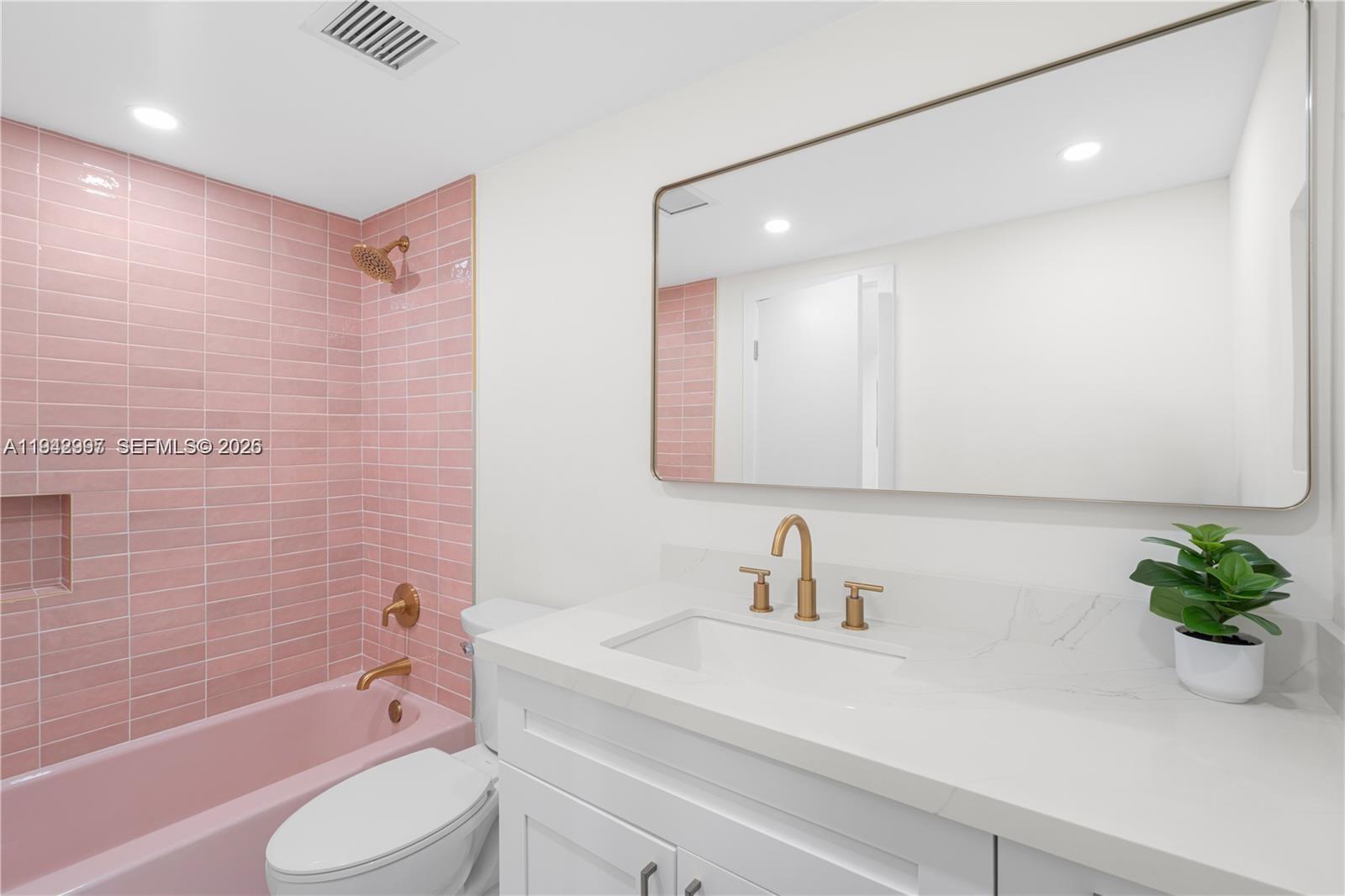 314B 2 / 2 1132 sq. ft. $ 2026-01-10 0 Photo