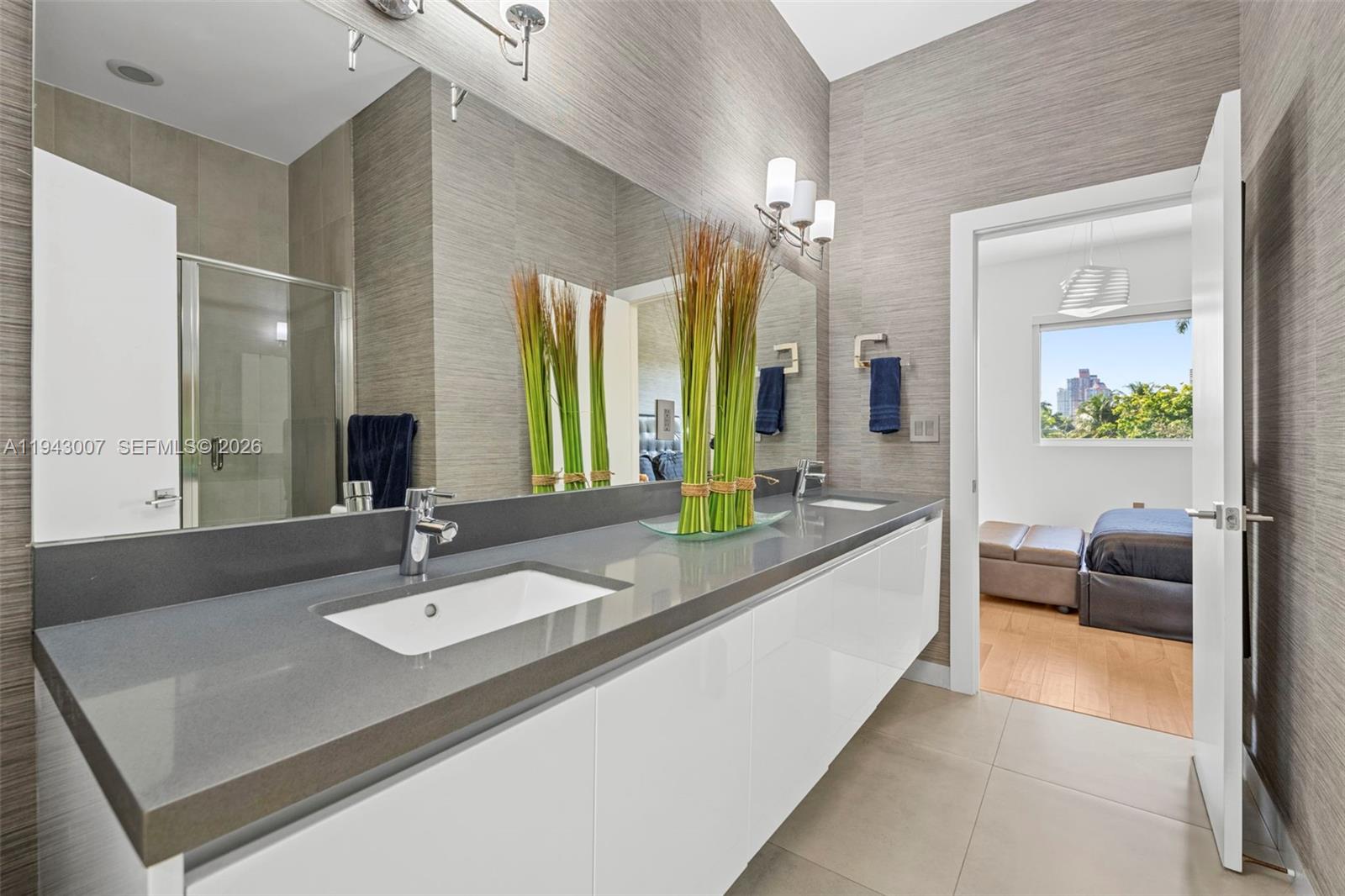 Photo of 19005 Atlantic Blvd (19005), Sunny Isles Beach, Florida, 33160 -