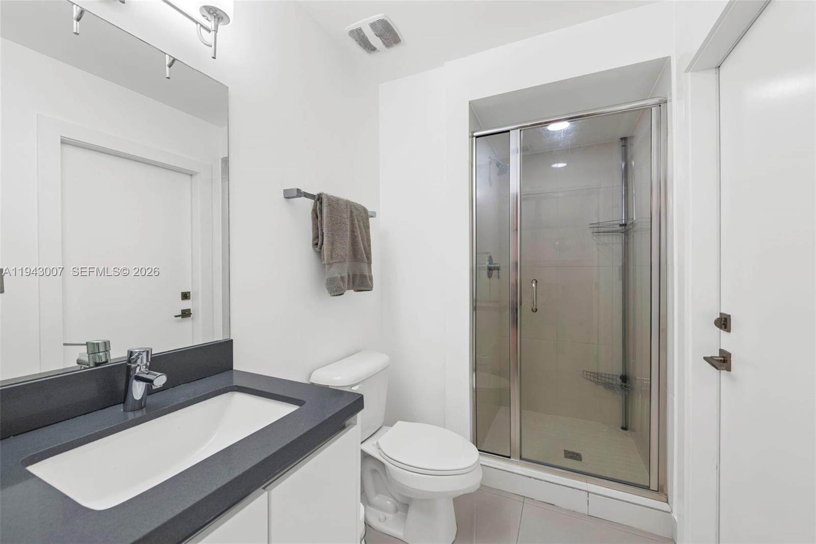 Photo of 19005 Atlantic Blvd (19005), Sunny Isles Beach, Florida, 33160 -