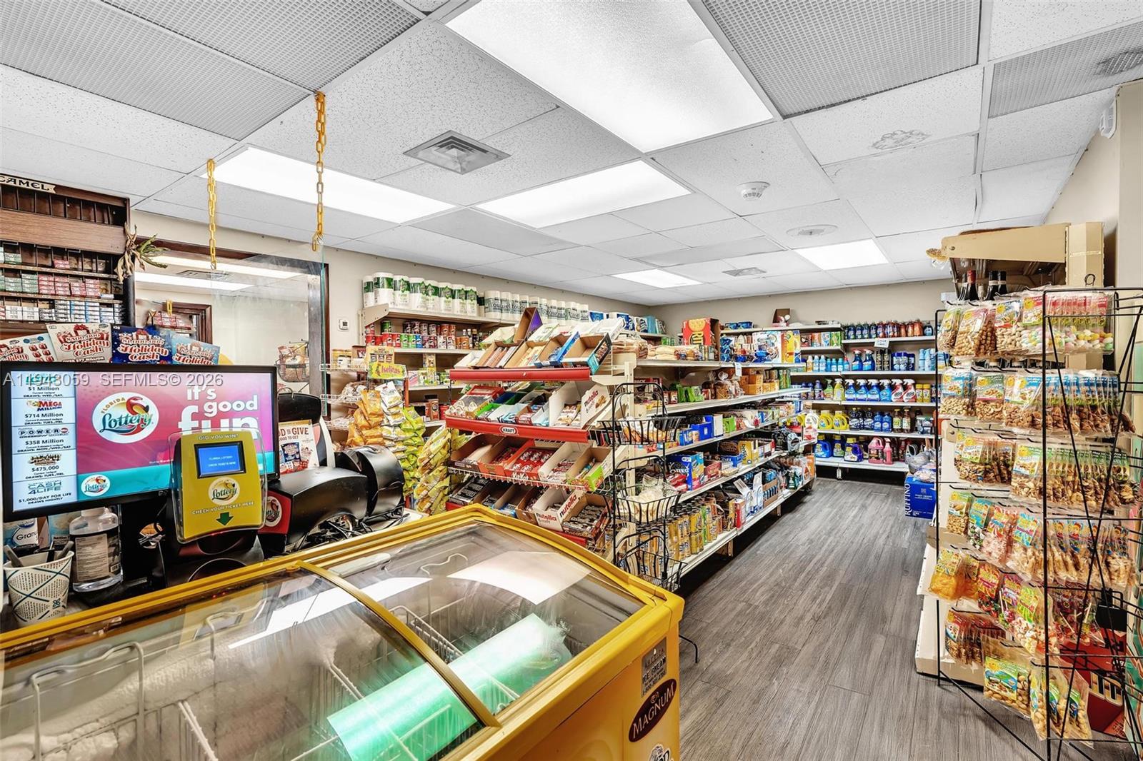 228 1 / 2 762 sq. ft. $ 2026-01-10 0 Photo