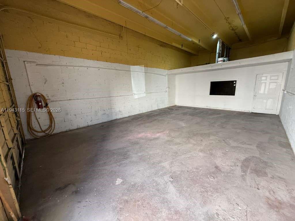 5  /   кв.футов $ 2026-01-11 0 Фото