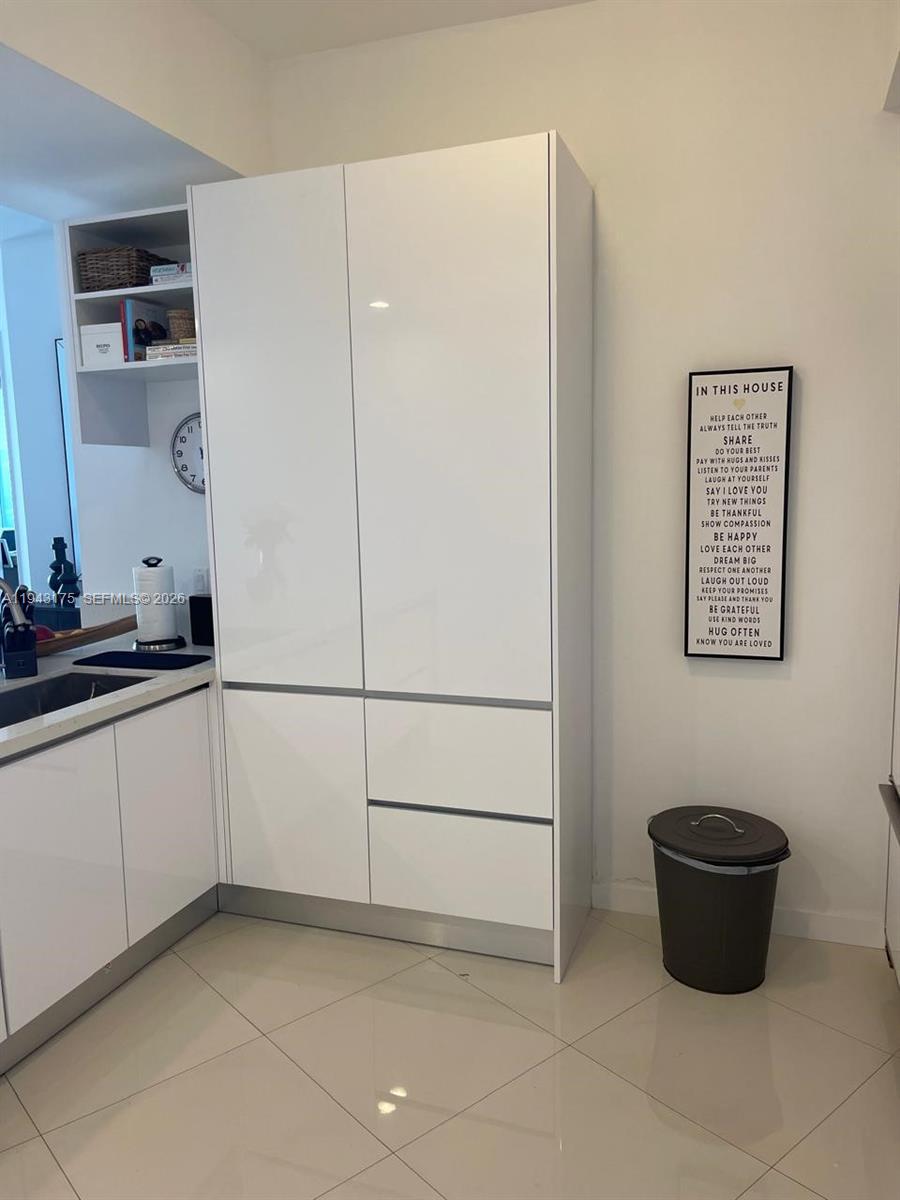 803 2 / 3 1935 sq. ft. $ 2026-01-11 0 foto