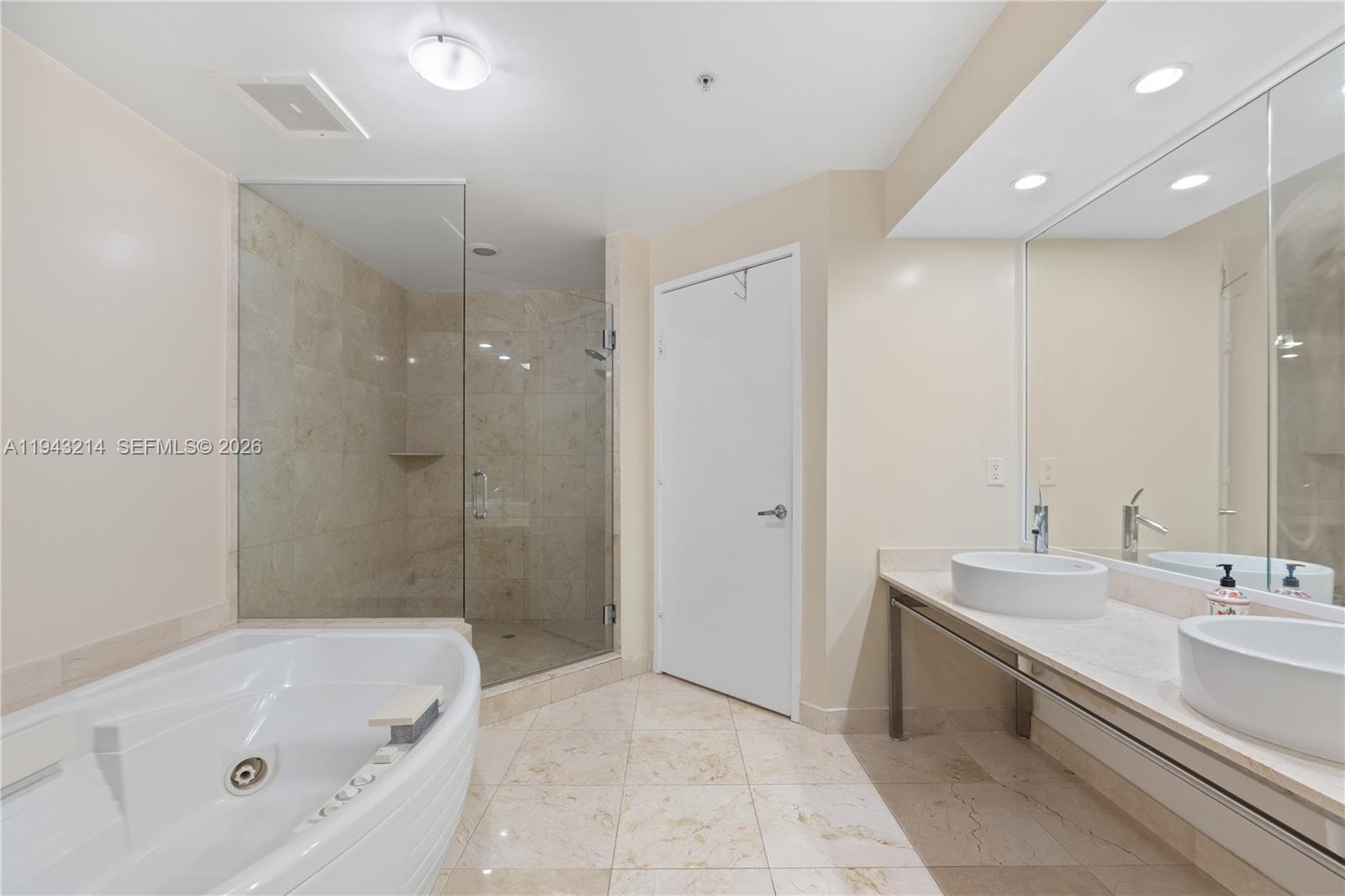 Photo of 16275 Collins Ave  #902, Sunny Isles Beach, Florida, 33160 - 