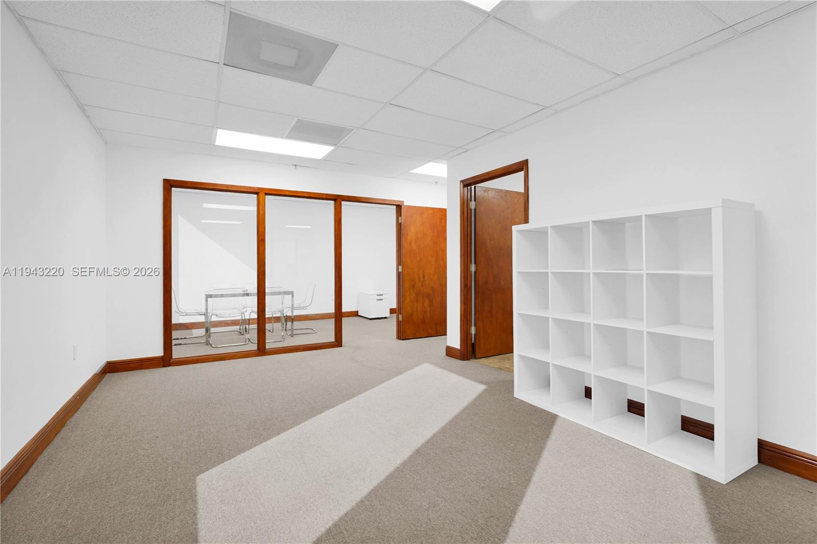 304B  /   кв.футов $ 2026-01-11 0 Фото