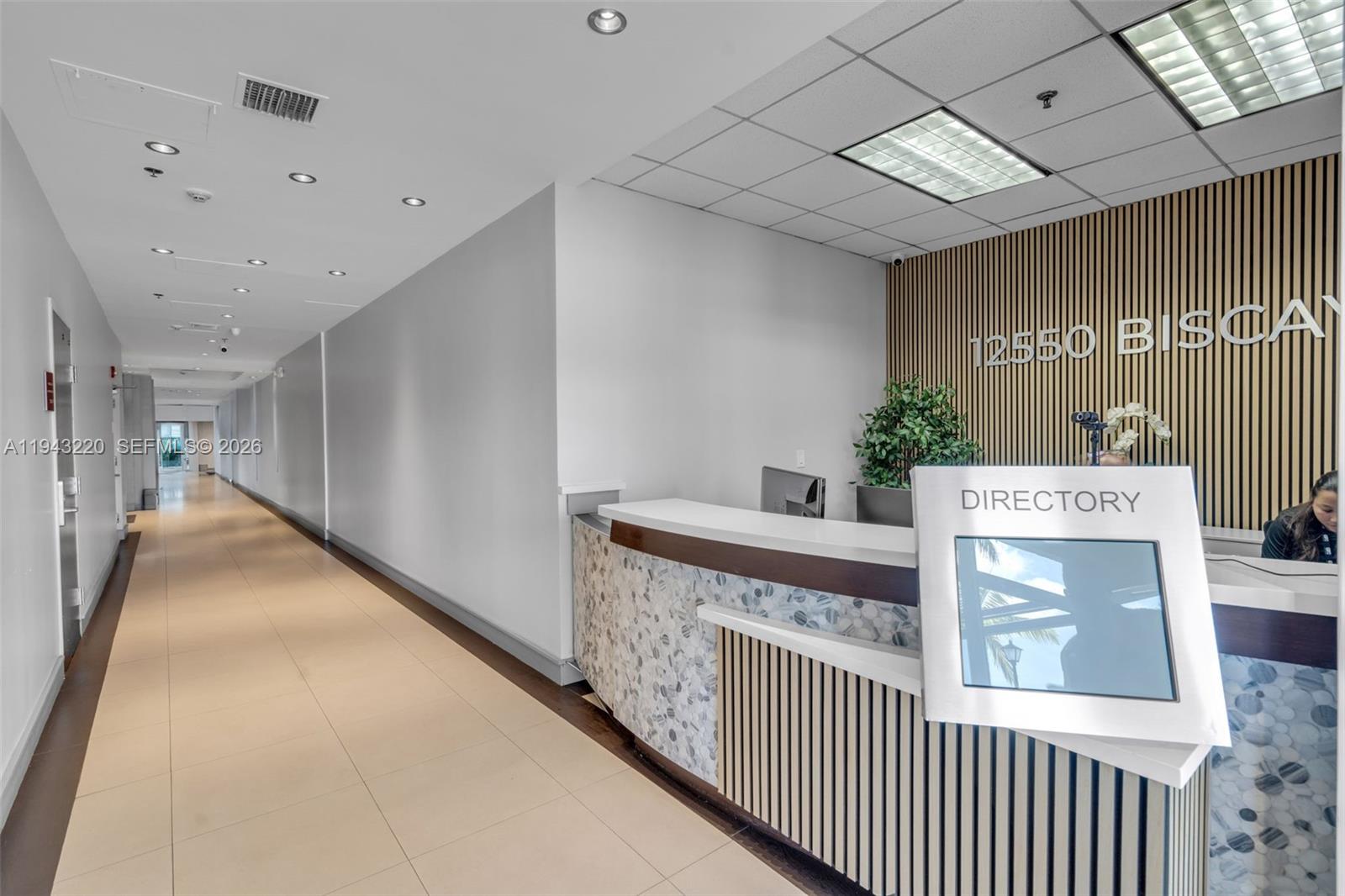 304B  /   кв.футов $ 2026-01-11 0 Фото