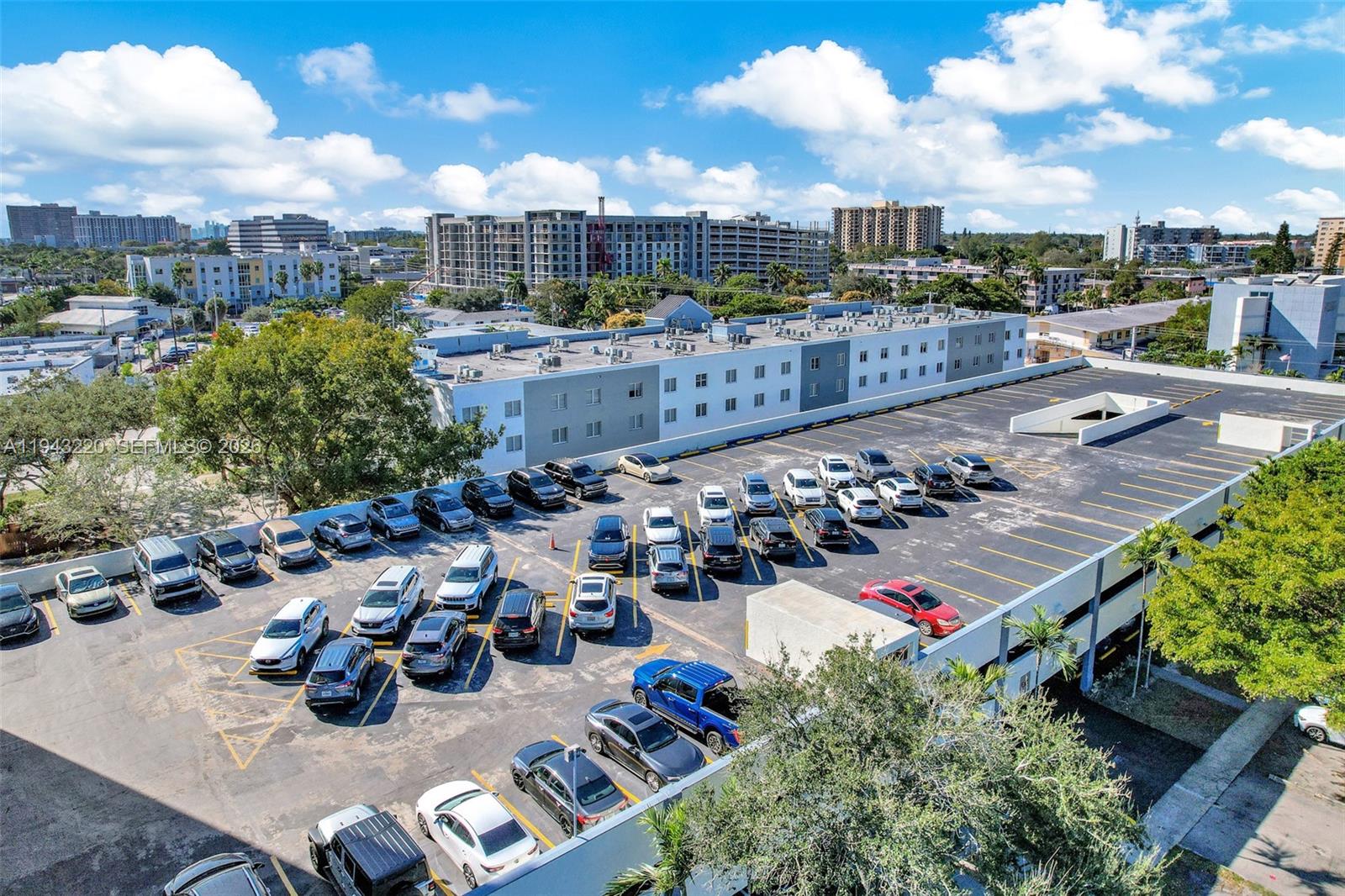 304B  /   кв.футов $ 2026-01-11 0 Фото