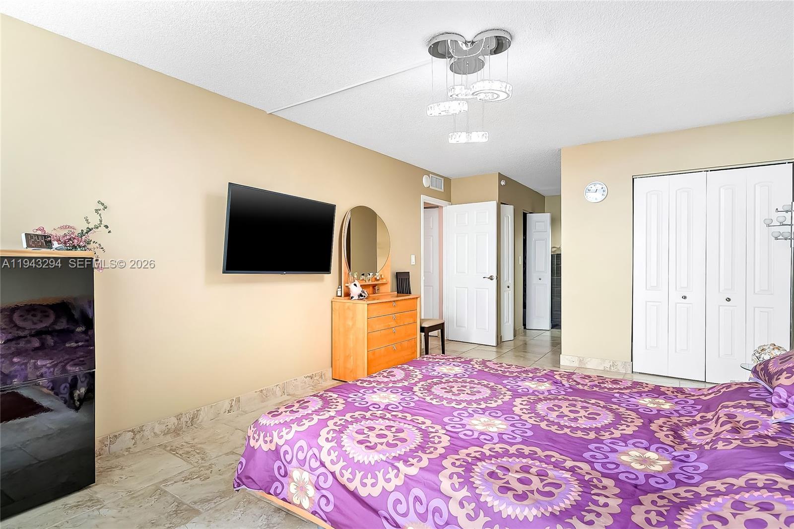 1520 2 / 2 1286 кв.футов $ 2026-01-11 0 Фото