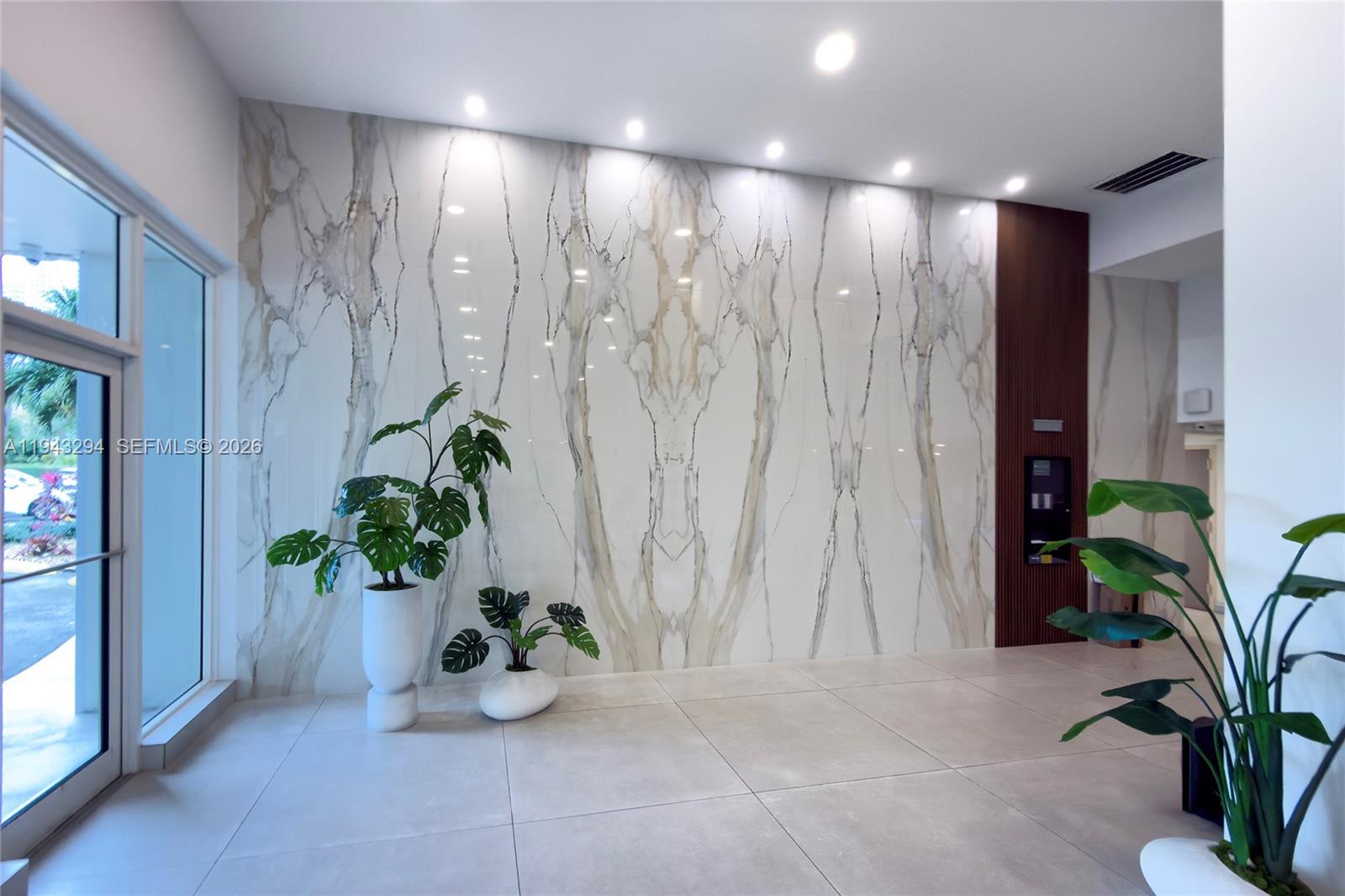 1520 2 / 2 1286 кв.футов $ 2026-01-11 0 Фото