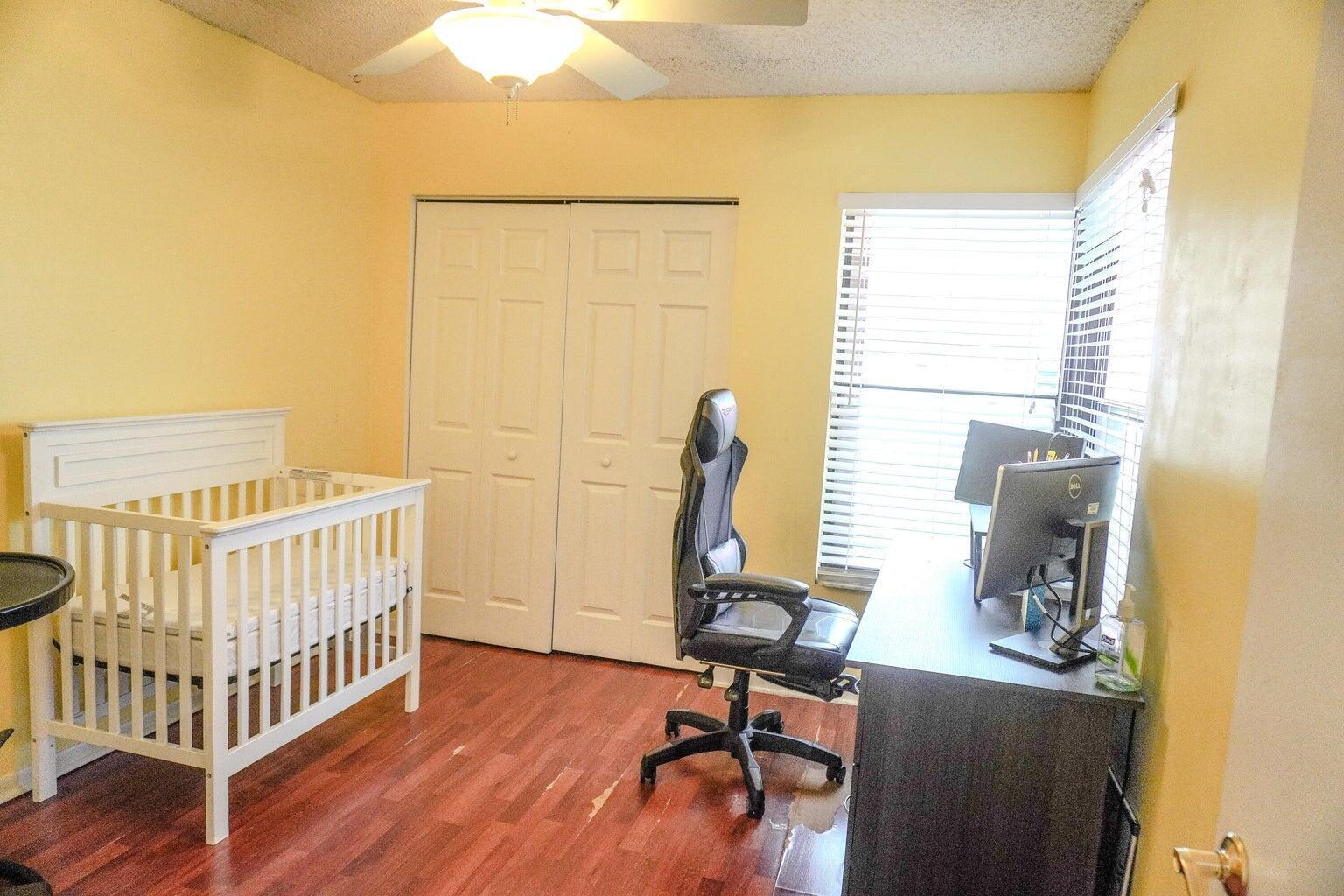 Ver detalles 49 3 / 2 1382 sq. ft. $ 2026-01-31 0 foto