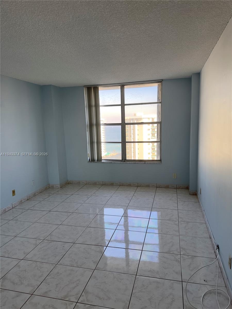 Photo of 3800 Ocean Dr  #1518, Hollywood, Florida, 33019 - 