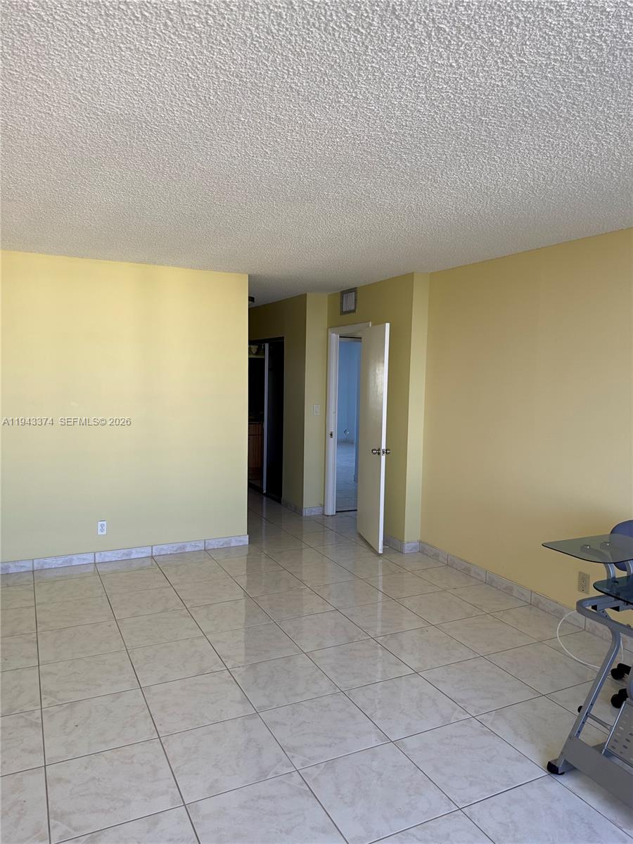 Photo of 3800 Ocean Dr  #1518, Hollywood, Florida, 33019 - 