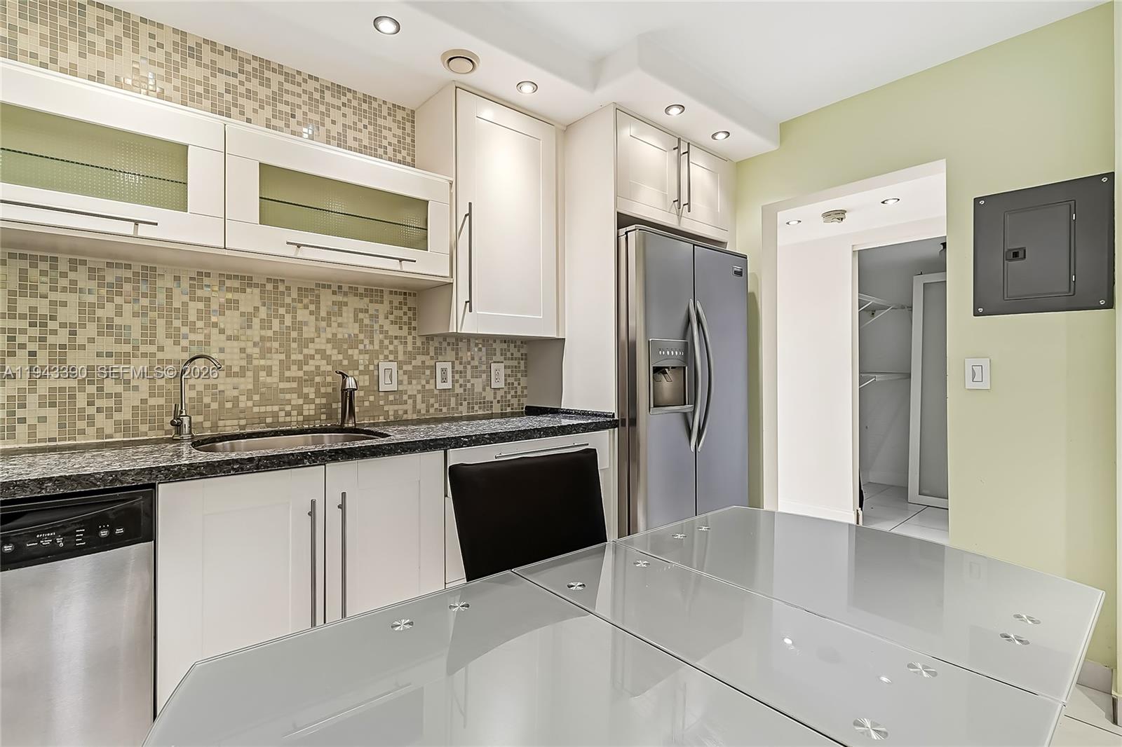 Photo of 1890 Ocean Dr  #1907, Hallandale Beach, Florida, 33009 - 